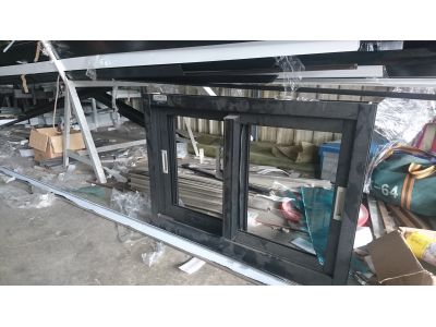 鼎發鋁門窗行-undefined