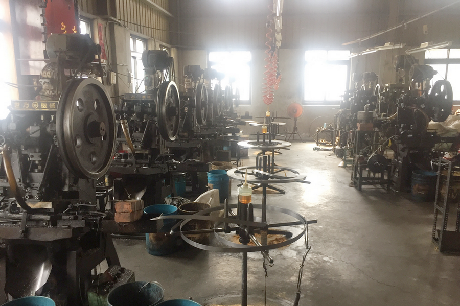 凸面尖面撞釘蓋