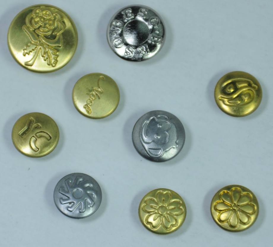 客製化.LOG撞釘蓋