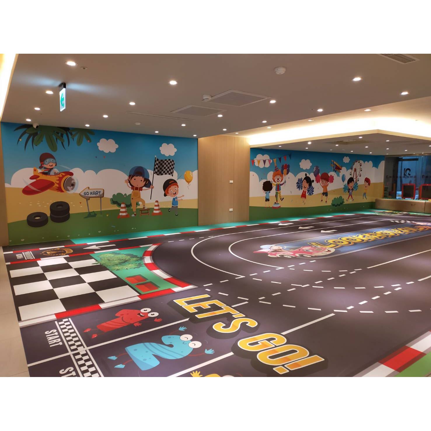 大型賽車情境地貼設計施工