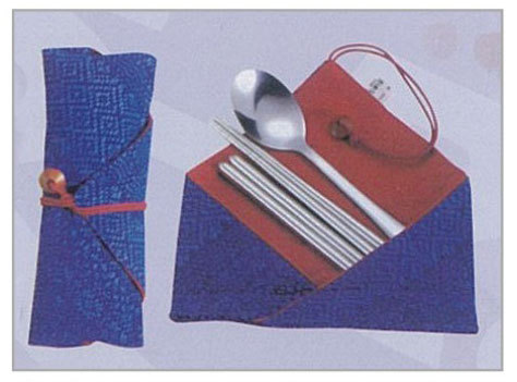 K-G204-1三入日式三角巾包+素面厚匙+彩盒