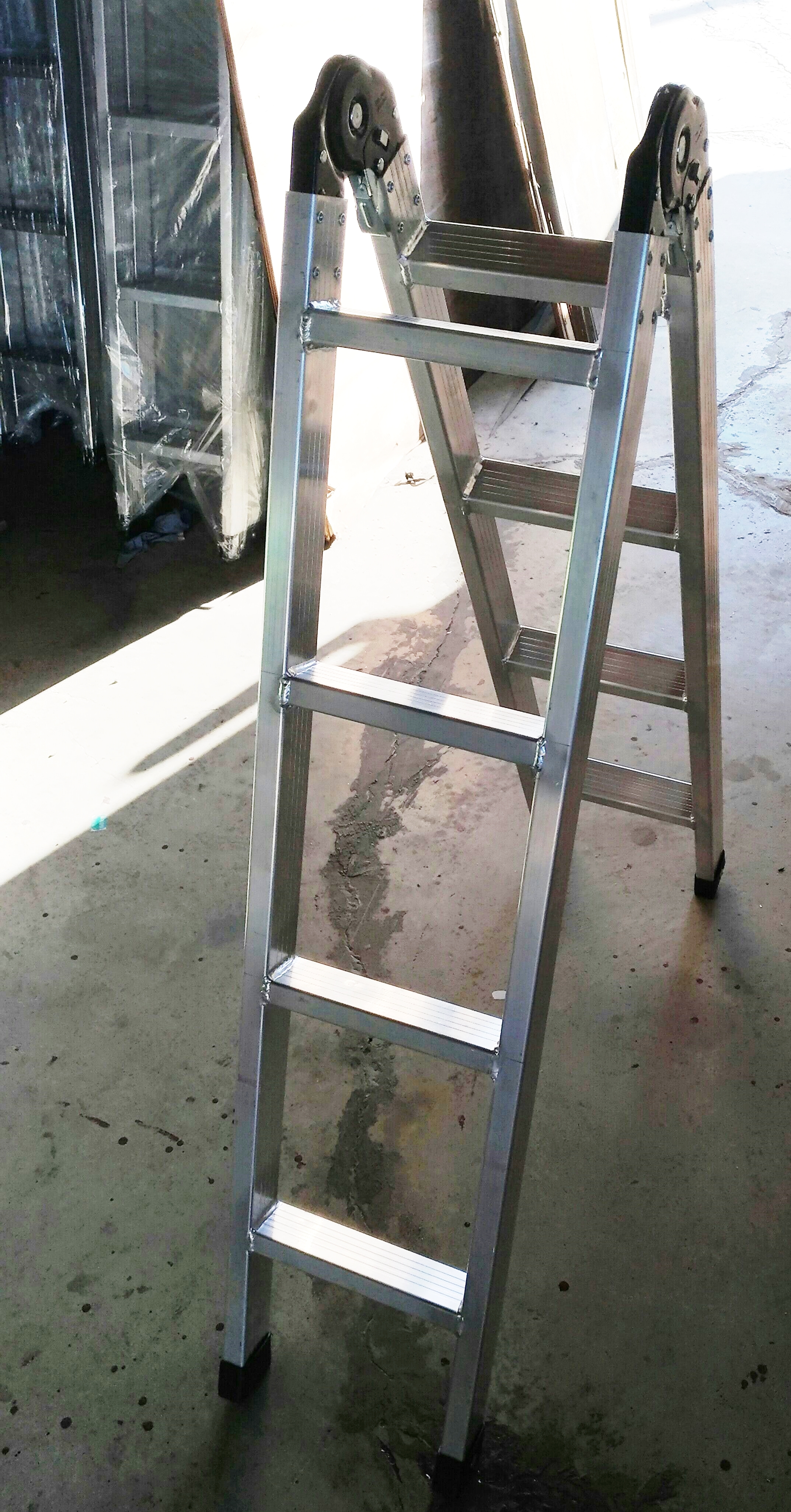 清潔水塔專用梯