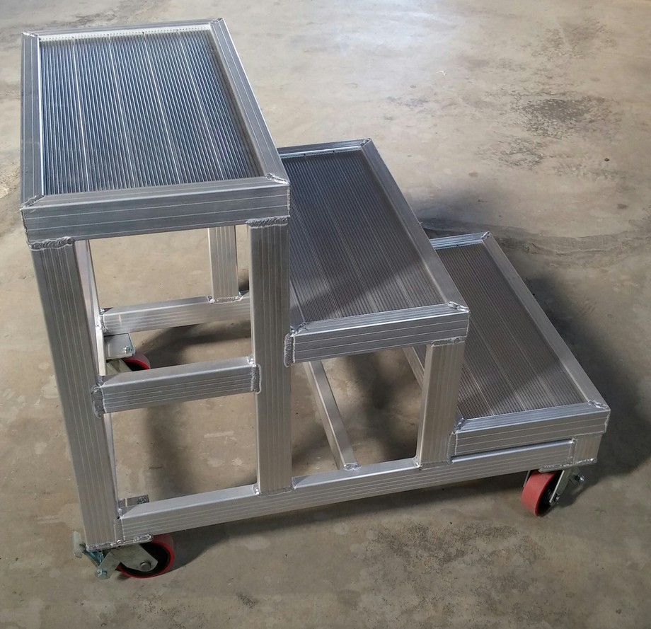 3階移動式工作台