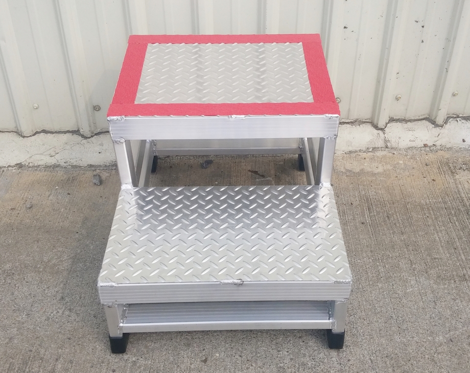 2階鋁花板工作台