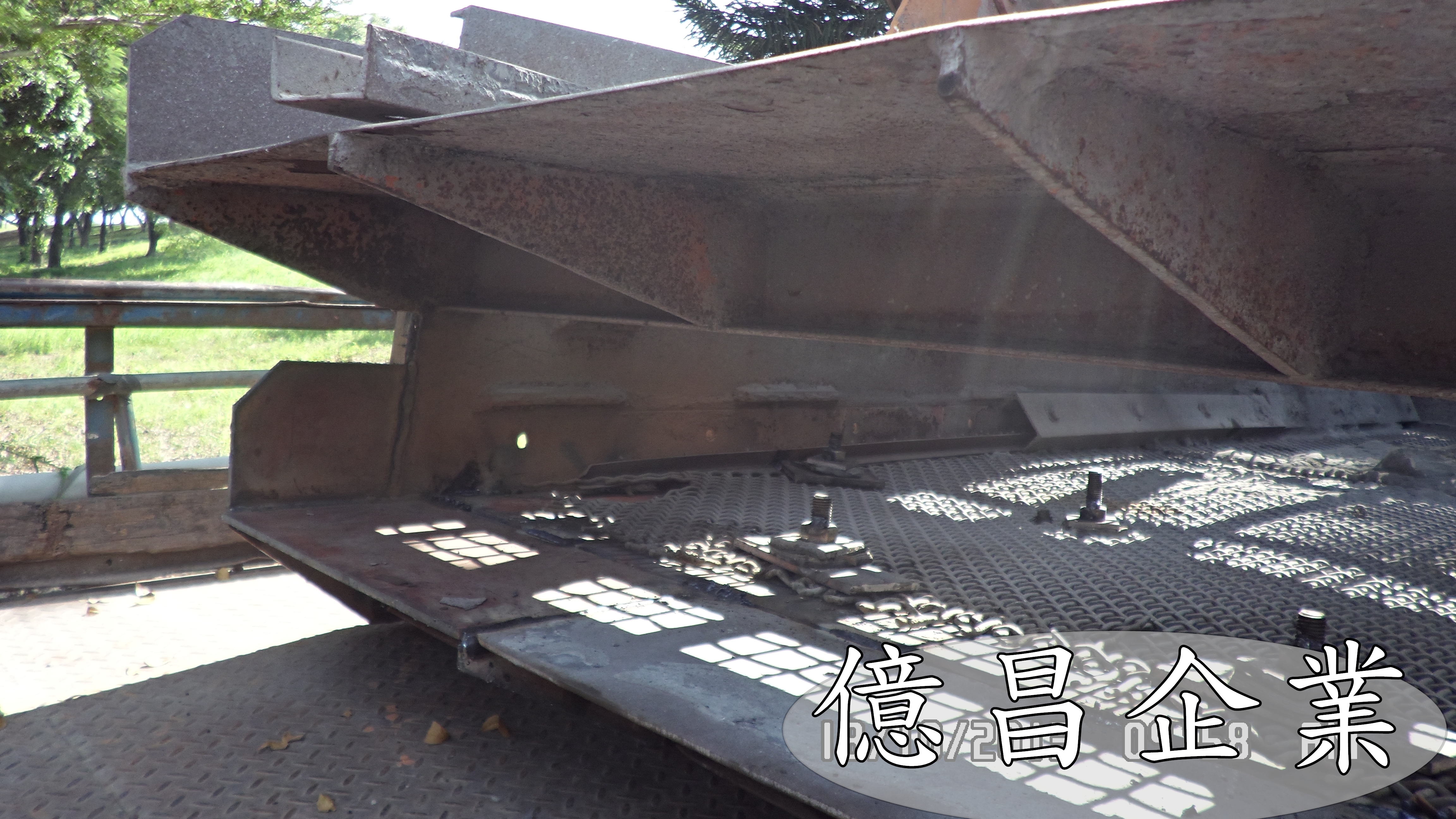 振動篩體維修14