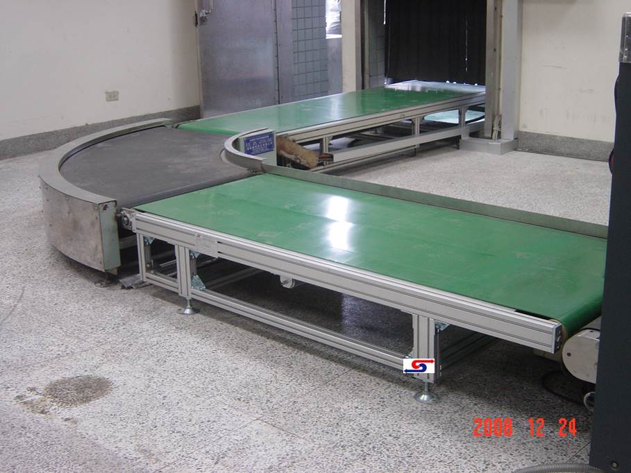 機場行李輸送專用機