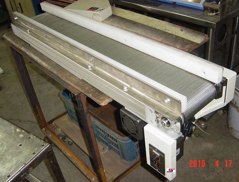 不銹鋼網帶輸送機