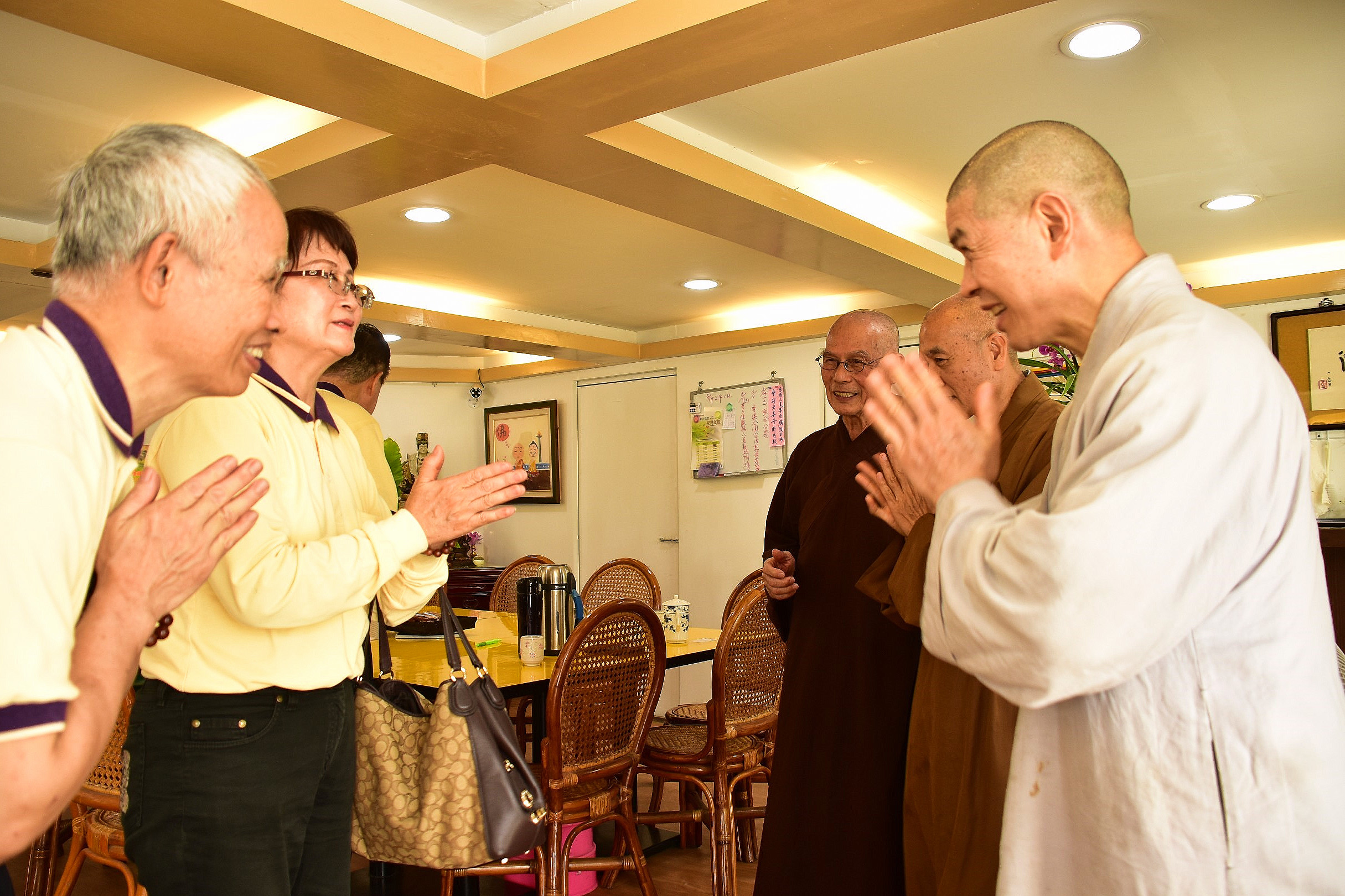 82送客20170521彰化齋僧大會代表參訪_170523_0194(法師照)