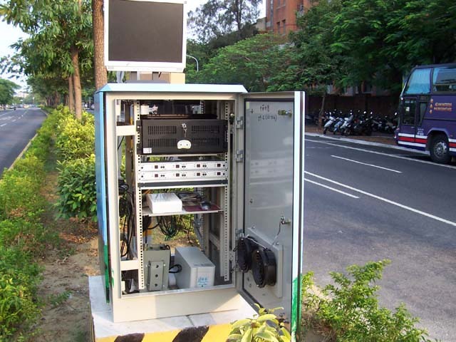 路口監控主機