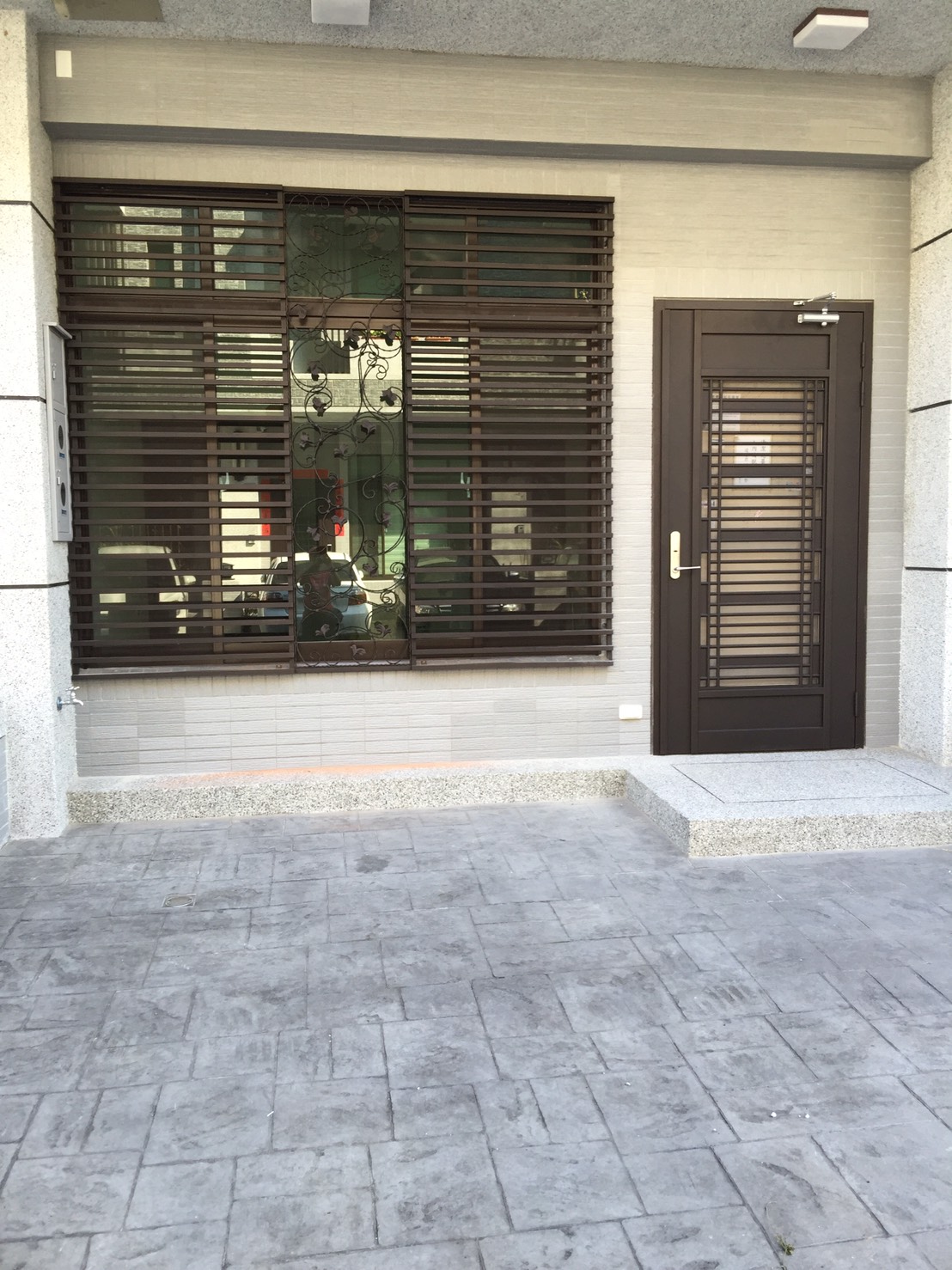 台中不銹鋼門窗