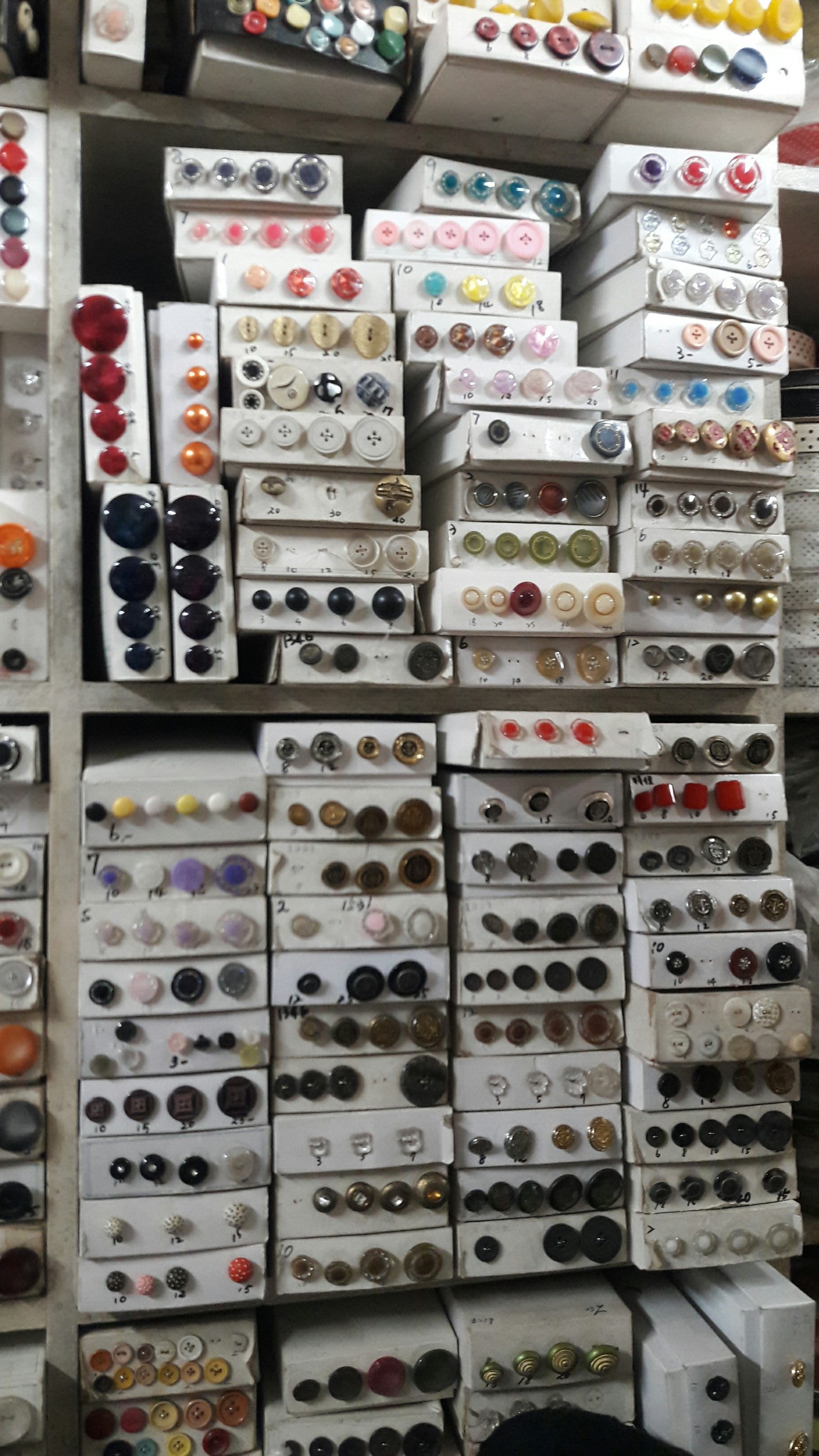 台中服裝材料行