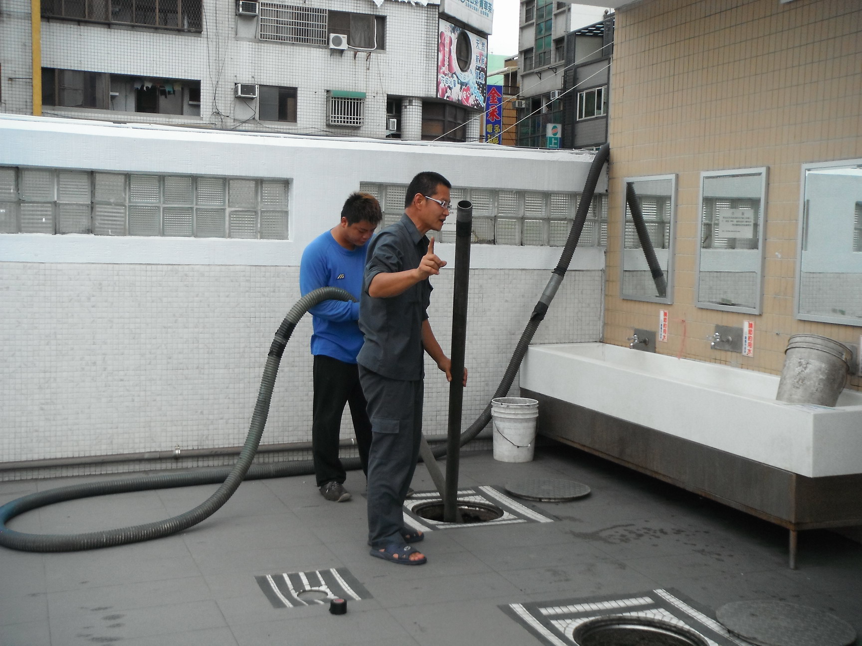 中正公園抽化糞池