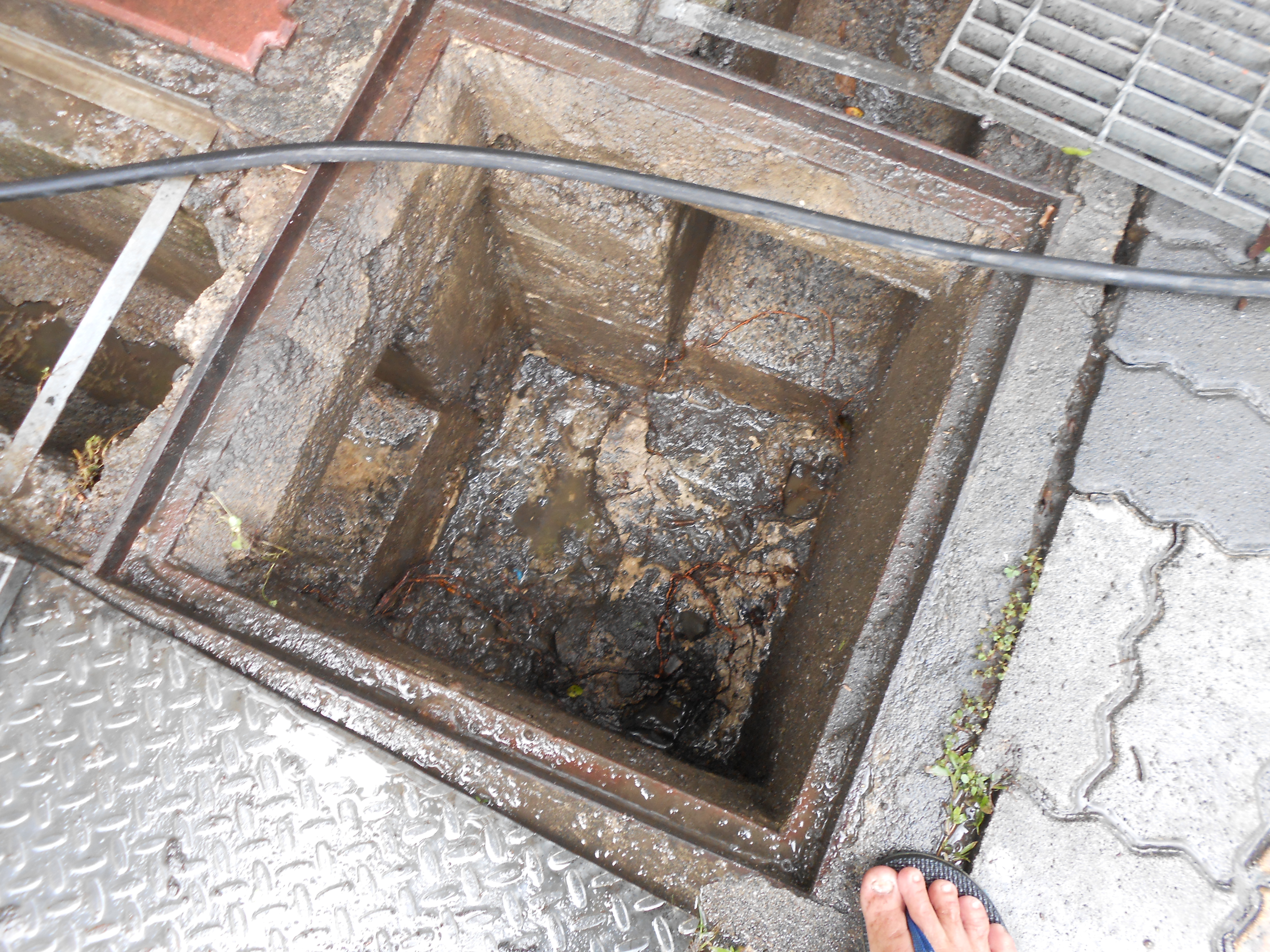 中正公園清洗水溝