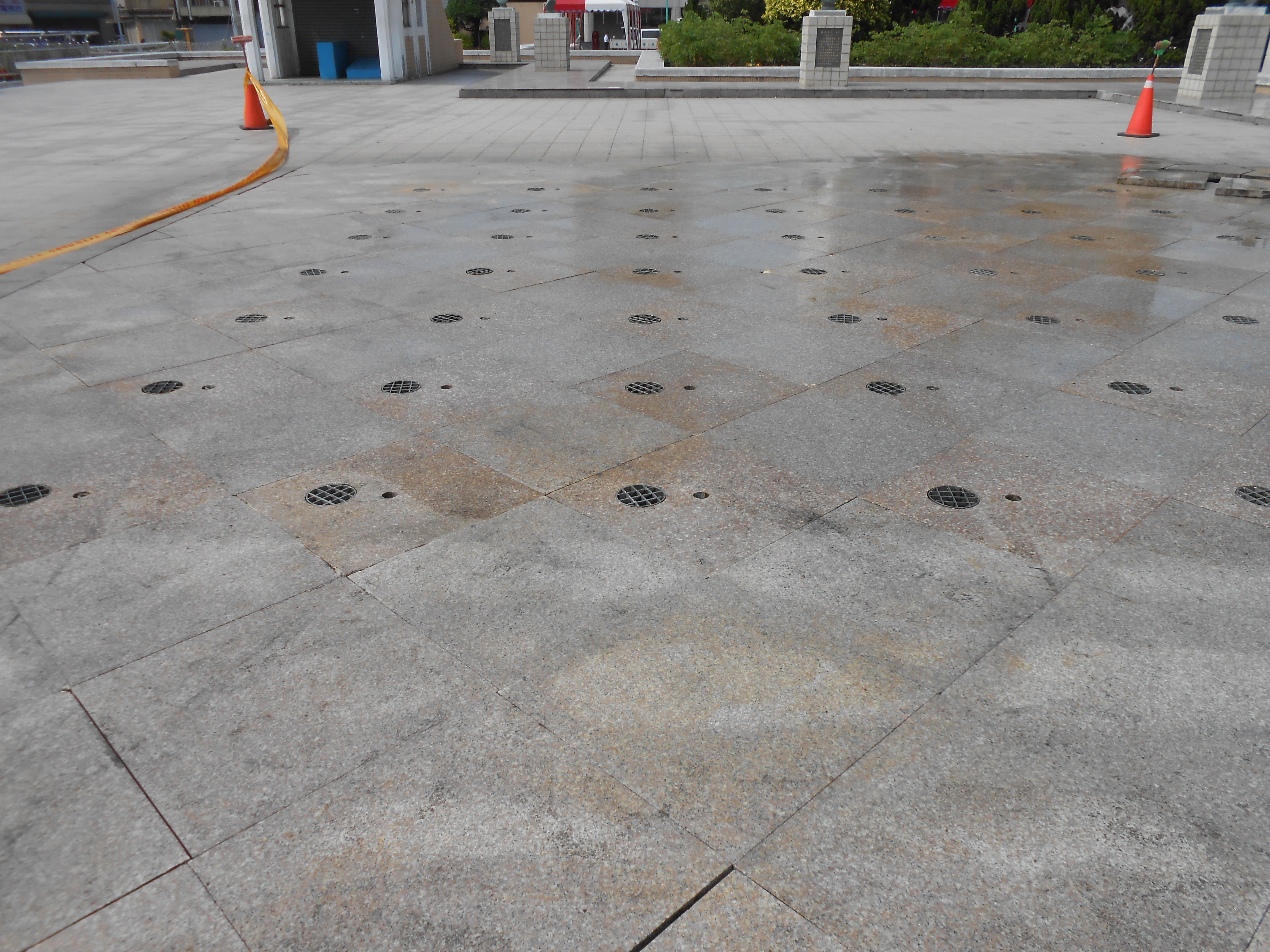 中正公園清洗噴水池