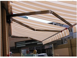 手動伸縮遮陽棚