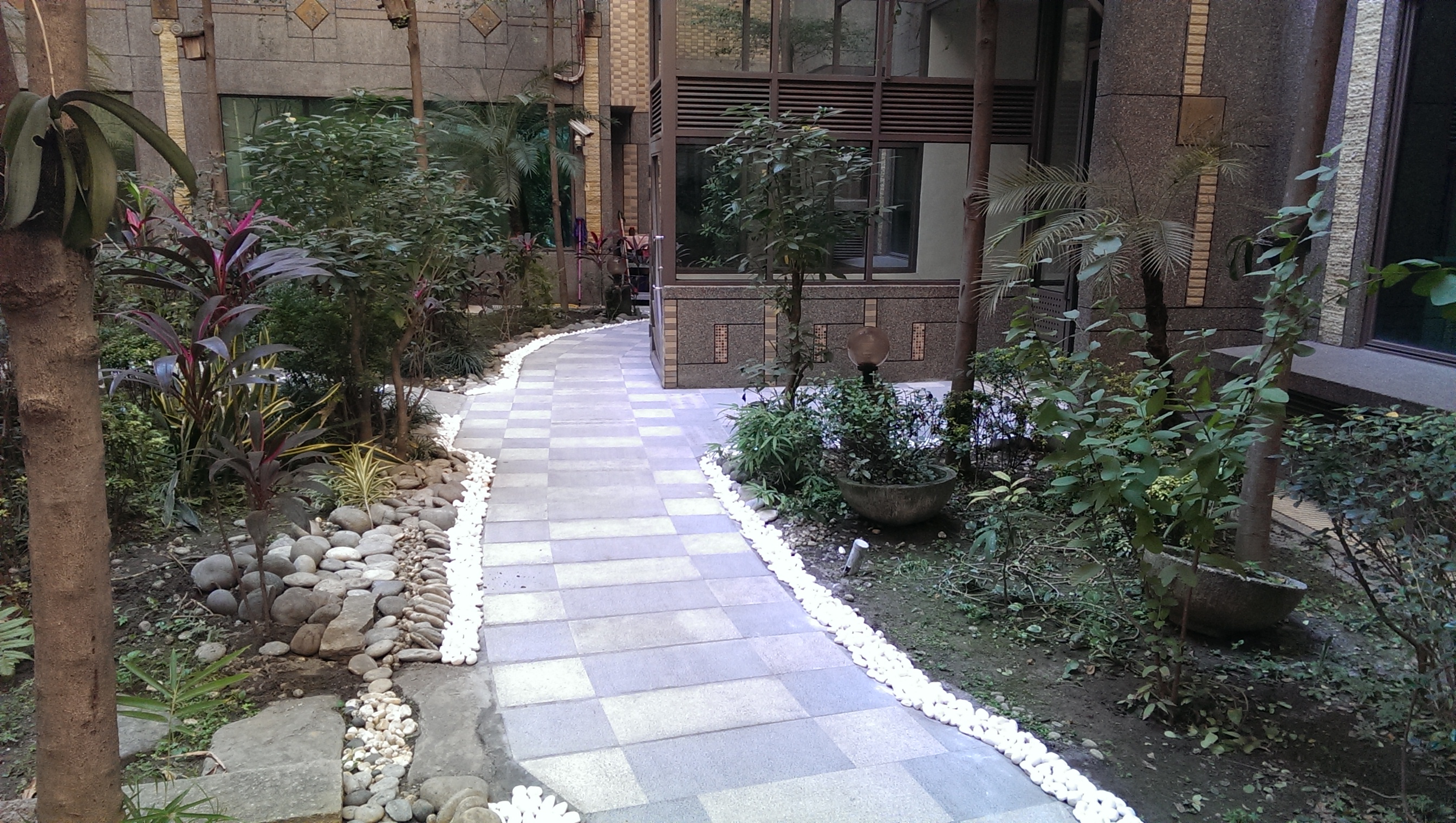 采荷天中庭步道