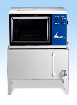 蒸餾水製造器(機)