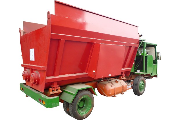 牧草切碎混合機(TMR)