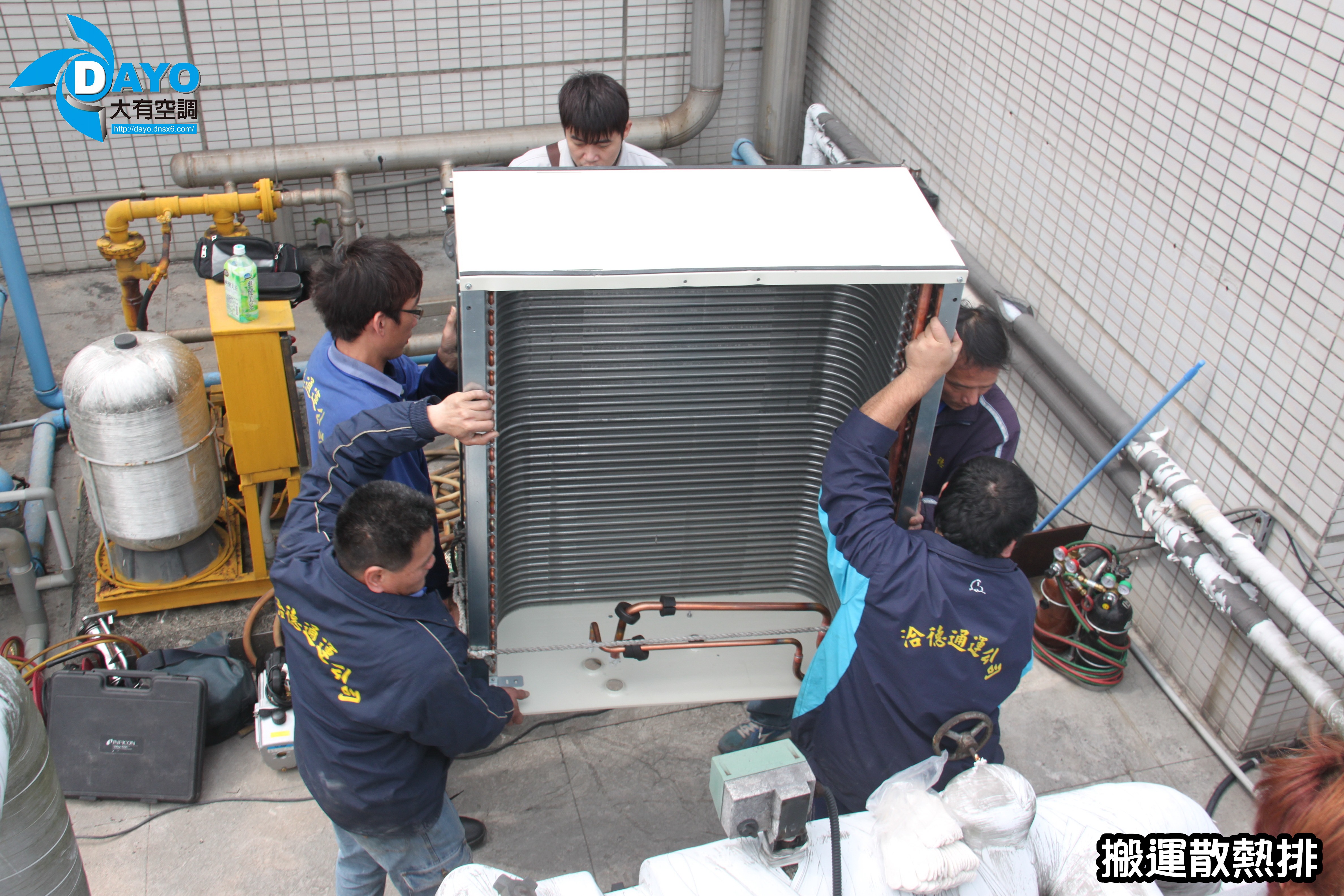 新北市三重大樓更換氣冷式冰水機