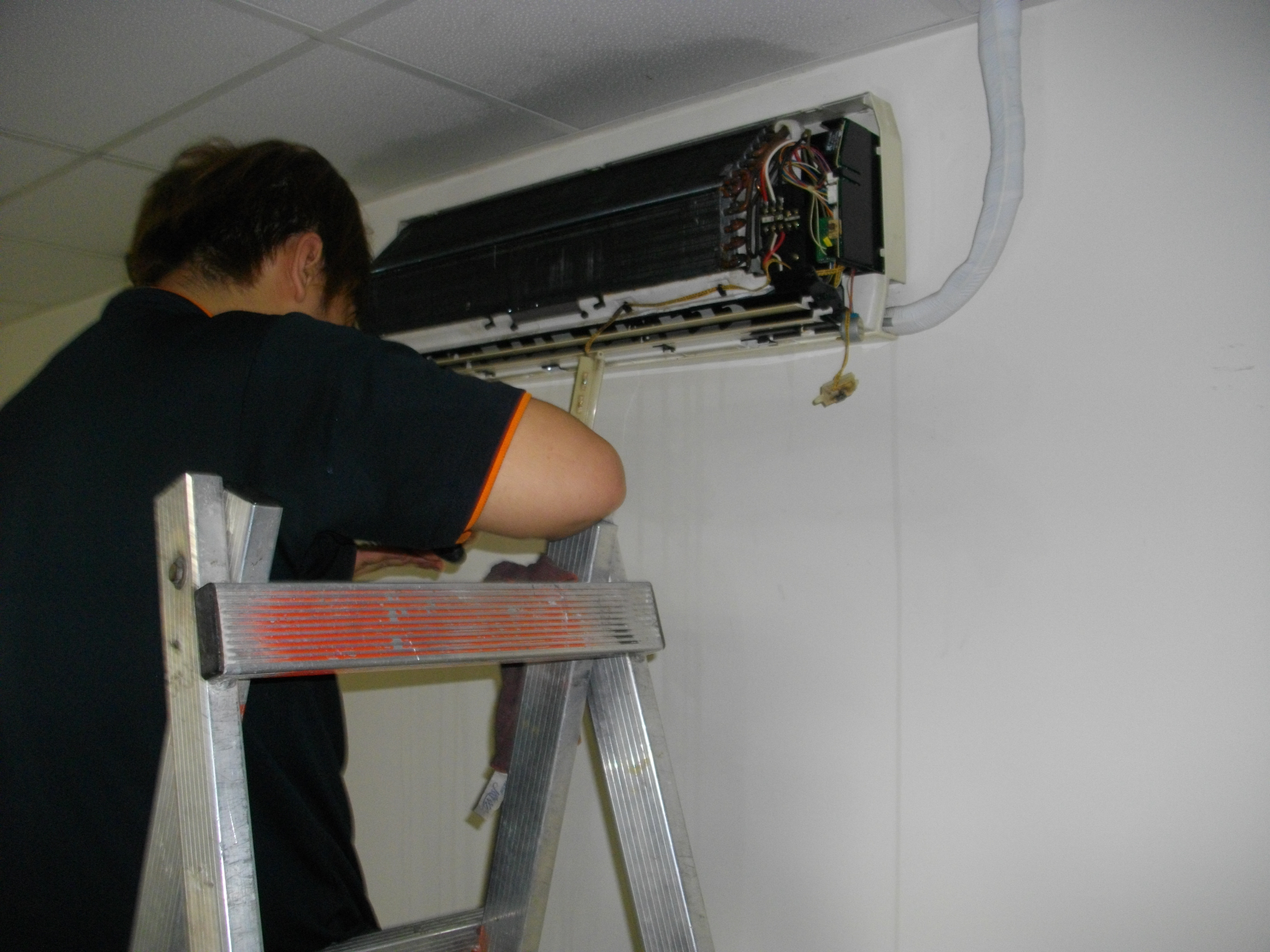 中壢冷氣維修清洗保養