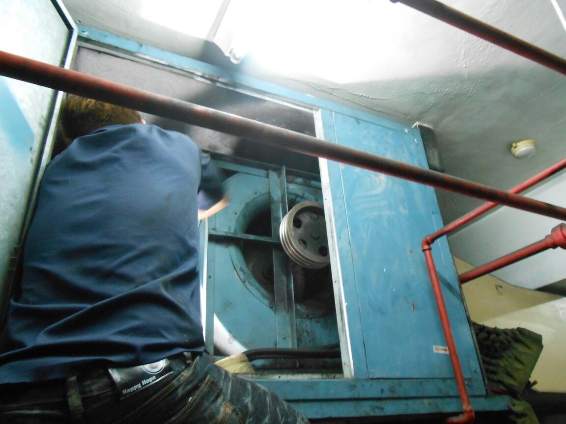 新北市中和區社區大樓消防抽煙馬達維修