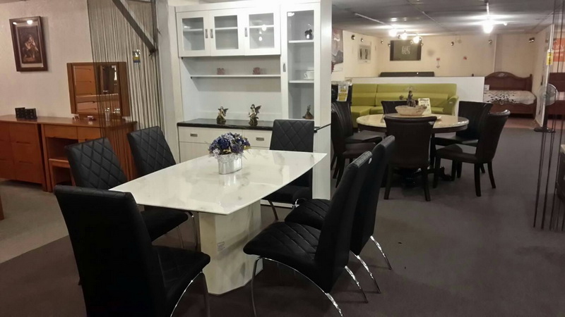 雪山銀狐餐桌椅組