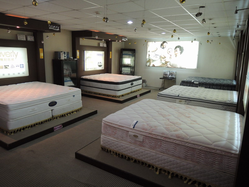 比佛利床墊專賣區