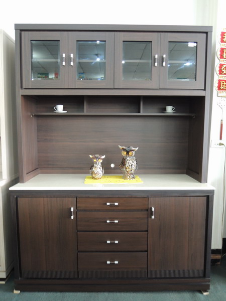 組牆式石面餐櫃