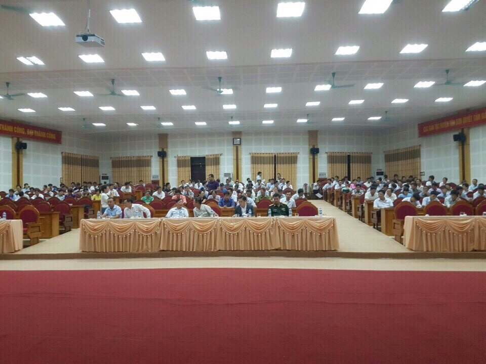 越南招募工人之大型會議