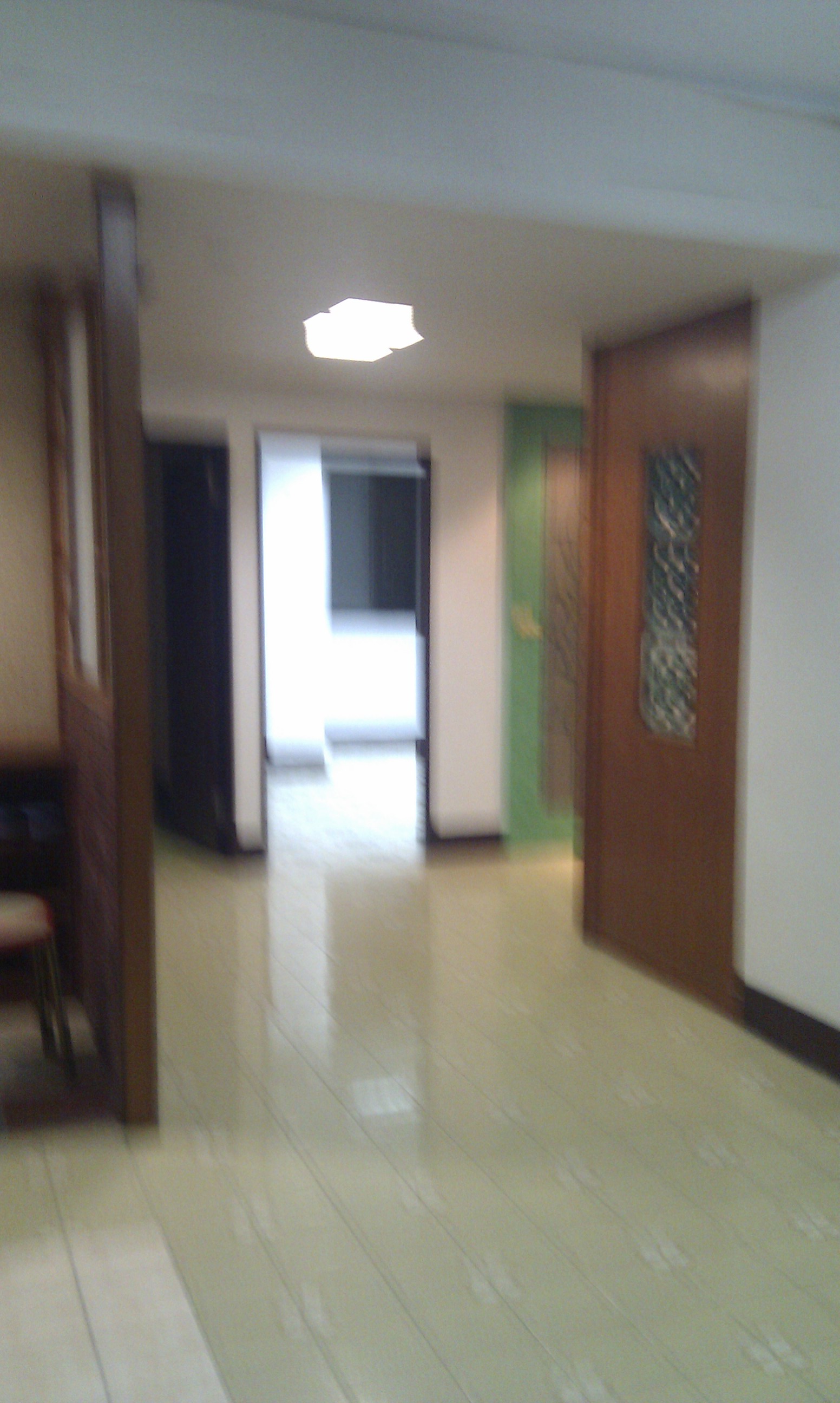 如何清洗地板髒汙