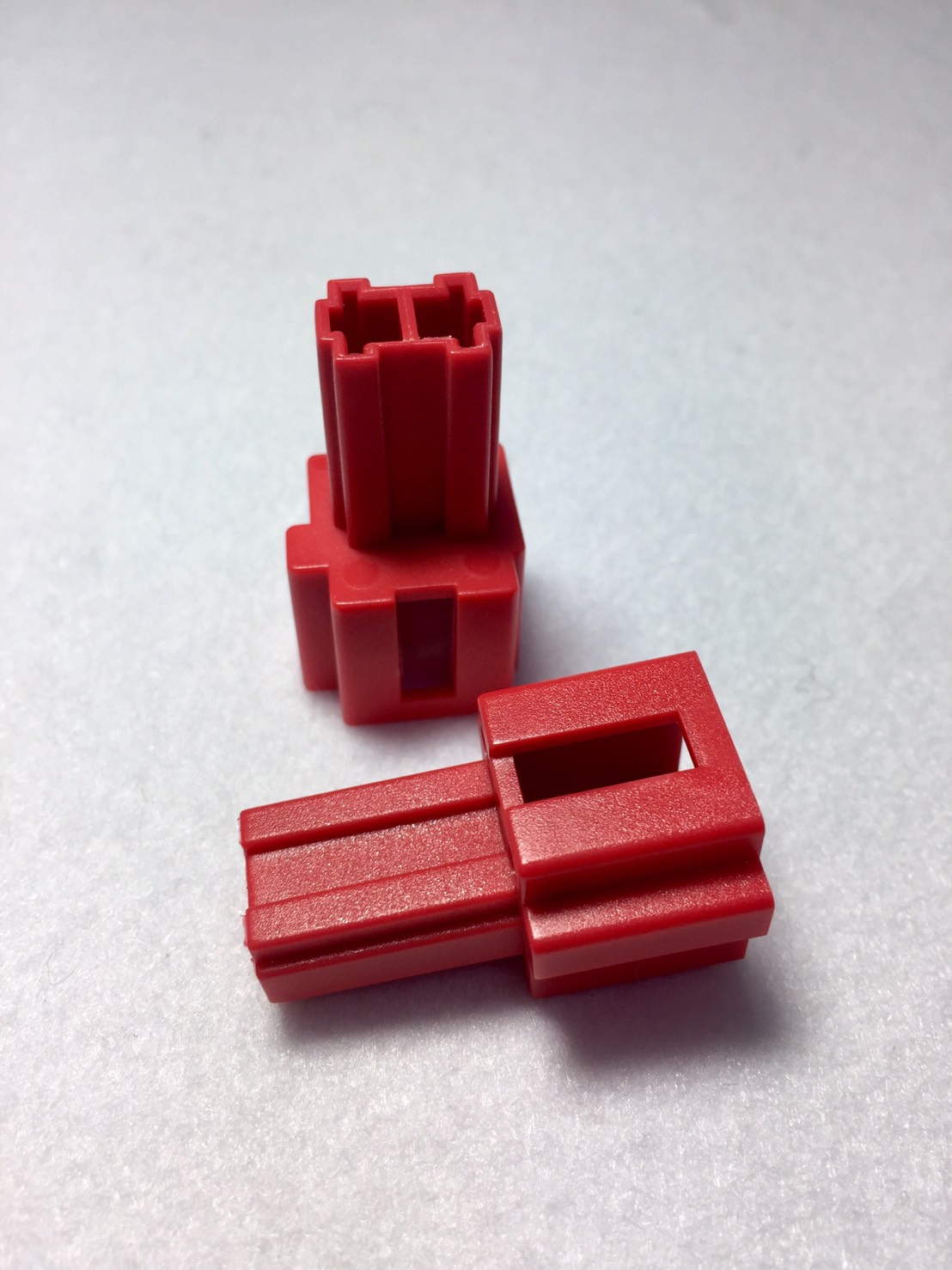 汽車連結器塑膠射出