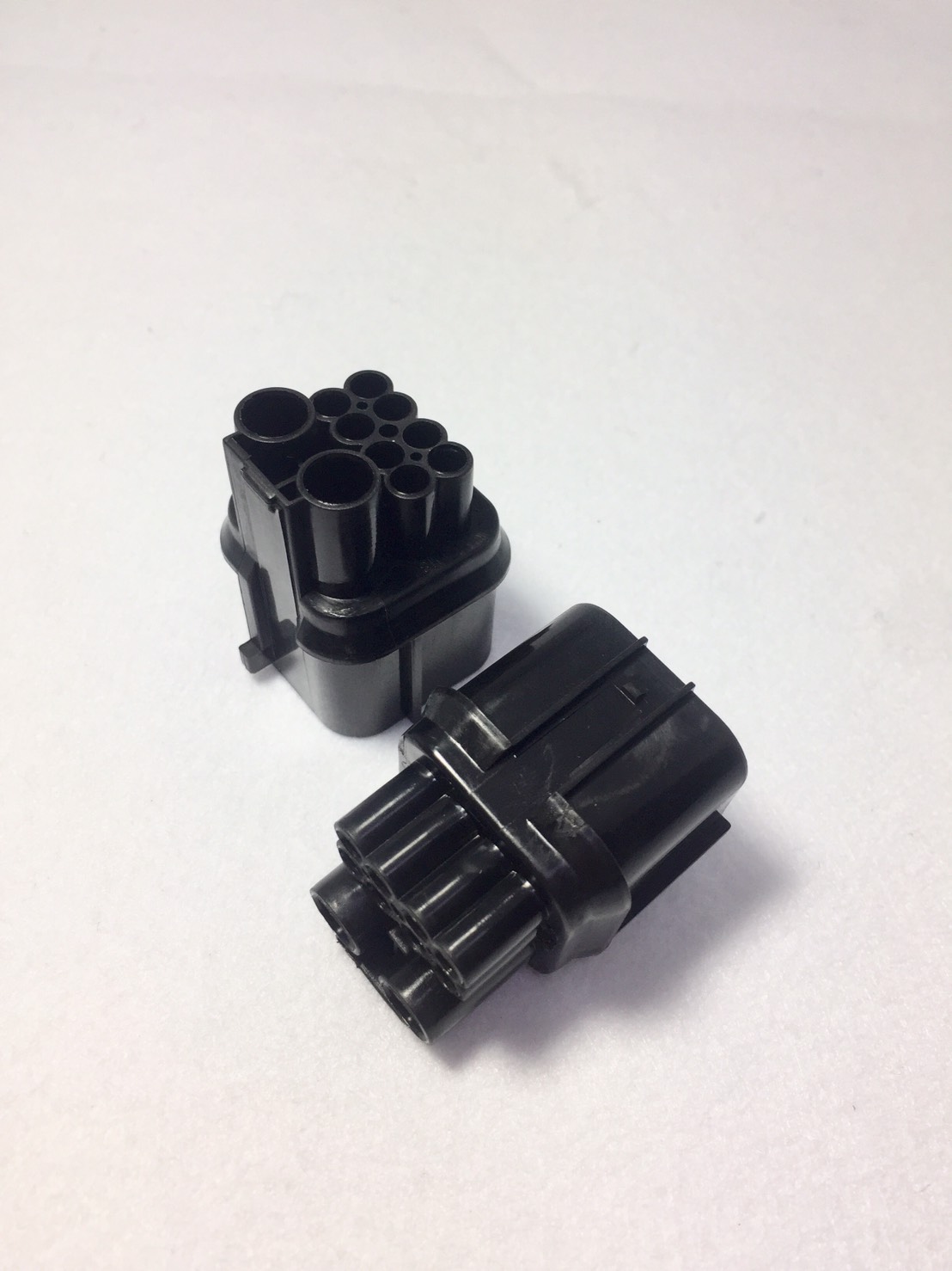 汽車連結器塑膠射出