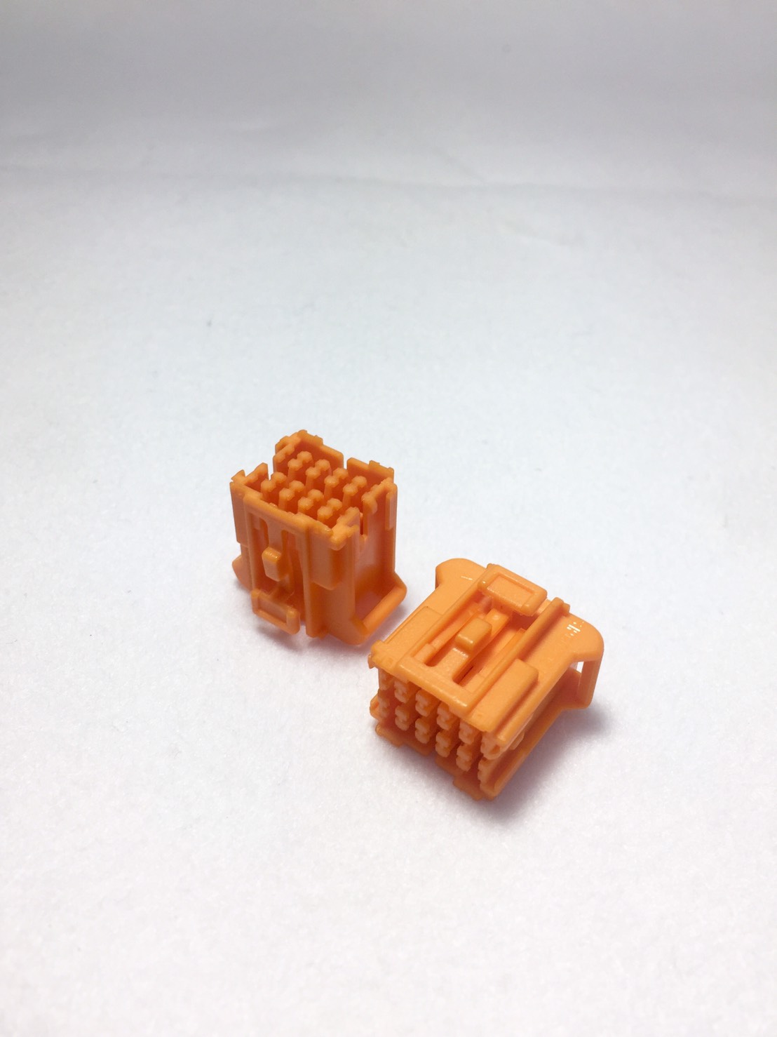 汽車連結器塑膠射出