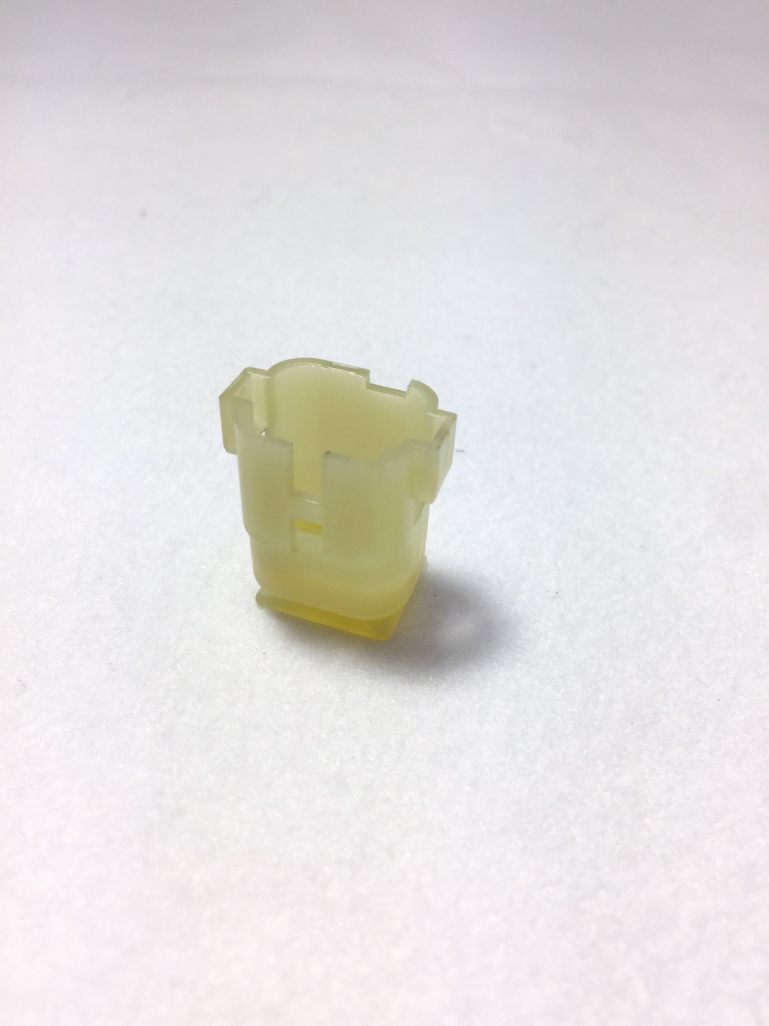 汽車連結器塑膠射出