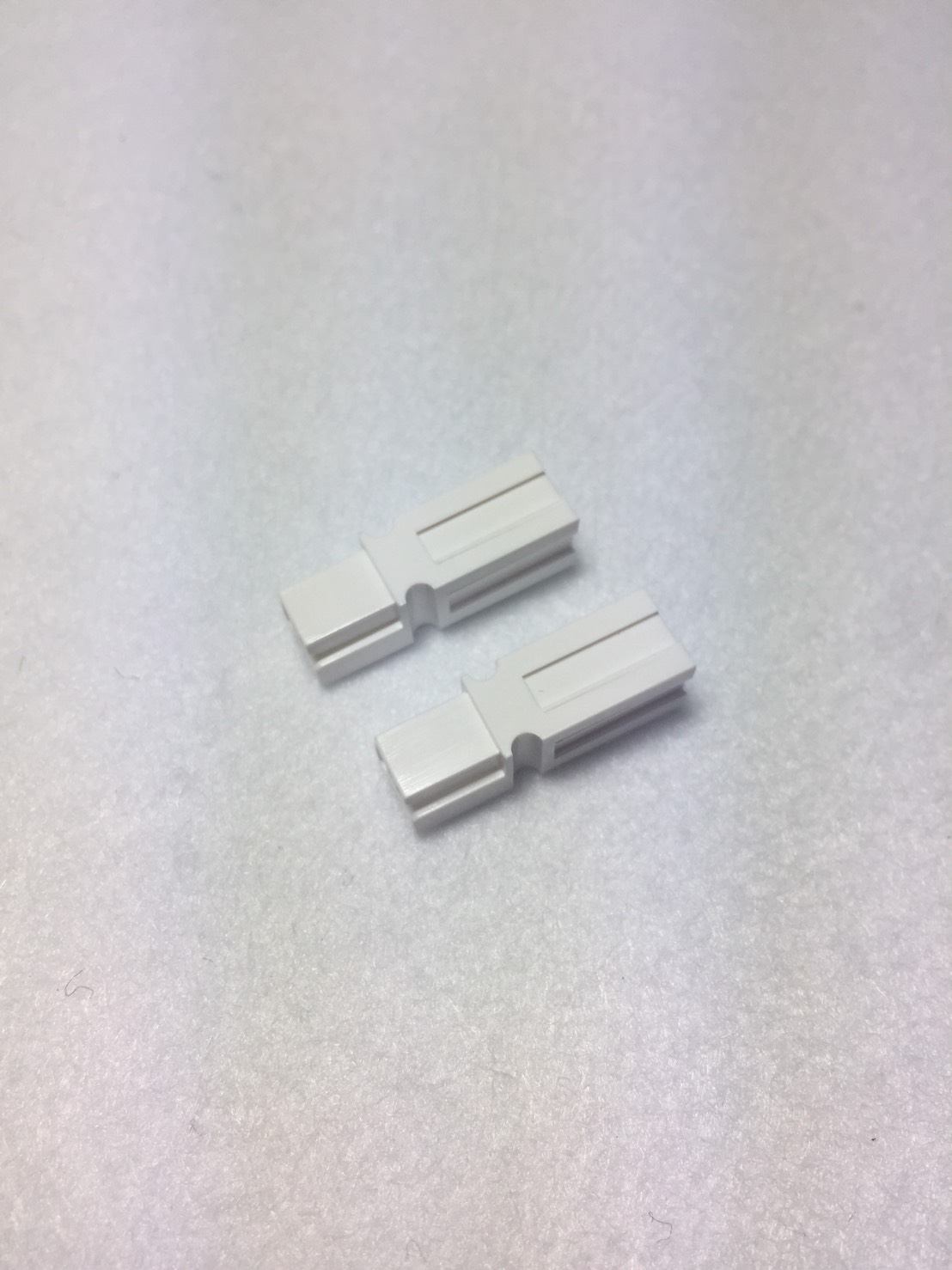 電動汽機車塑膠射出