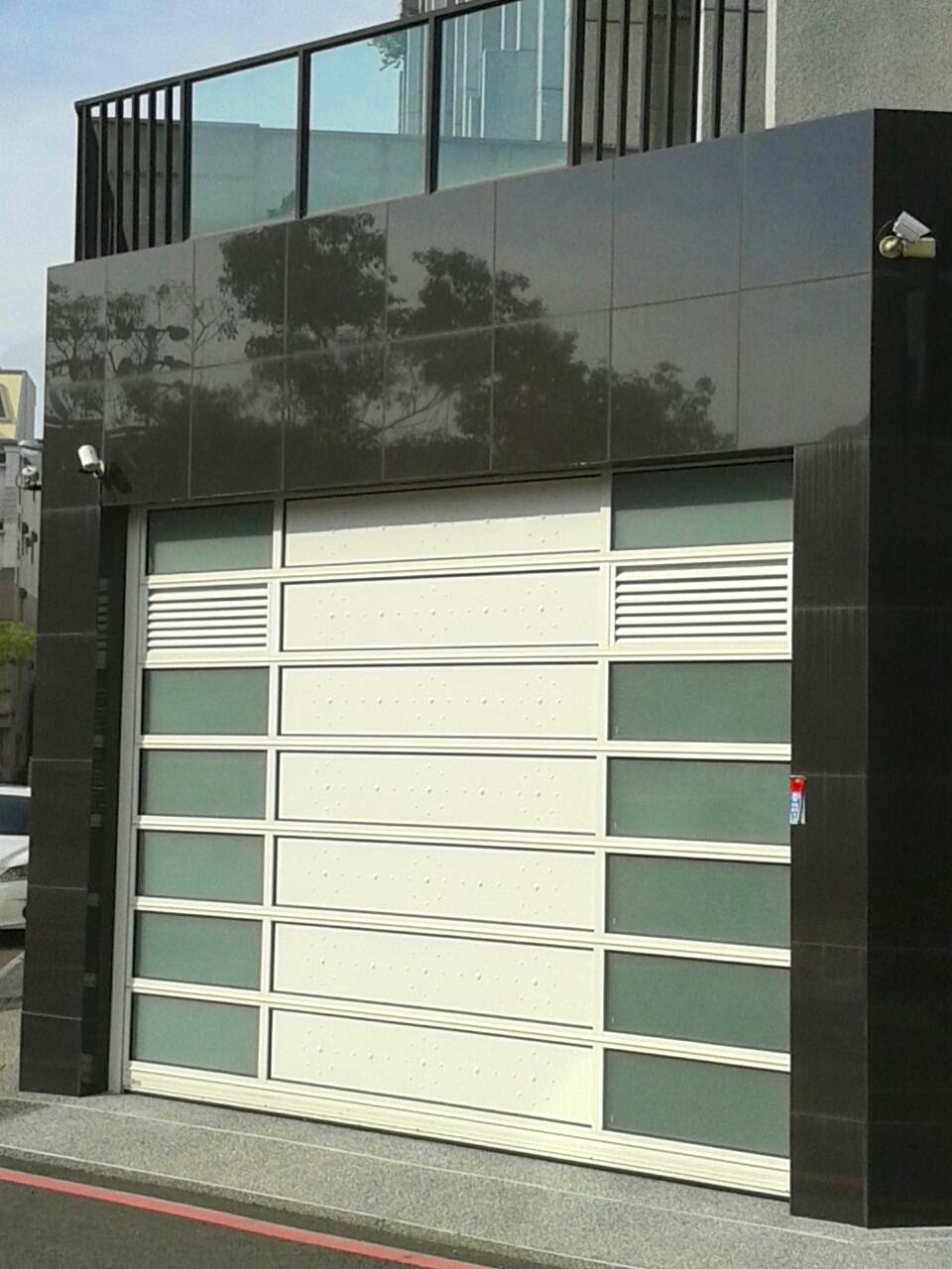 新型安全鐵捲門2