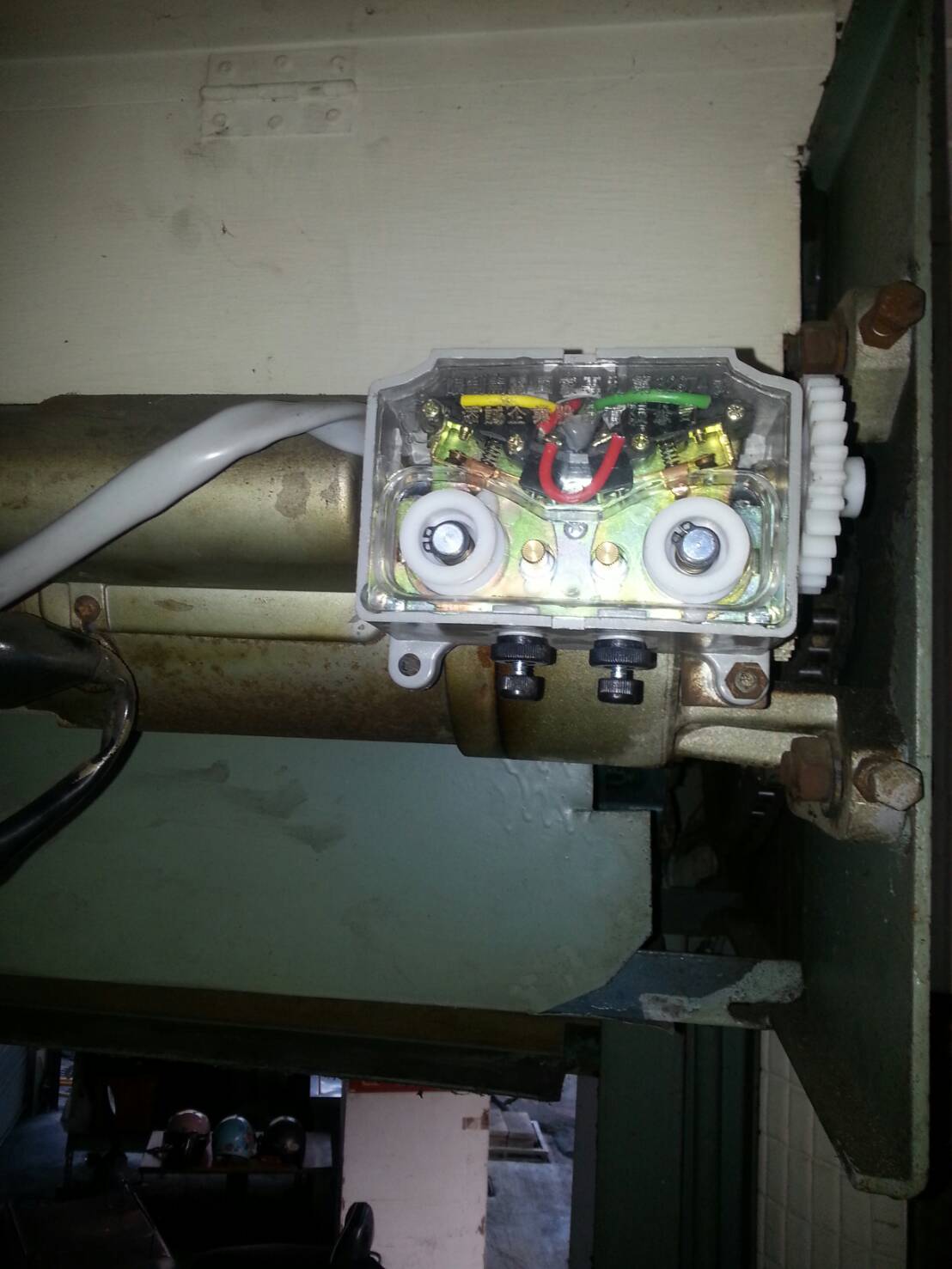 電動捲門，馬達限制器，換新