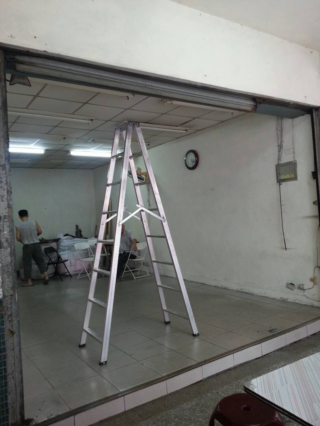 電動捲門，開小門安裝