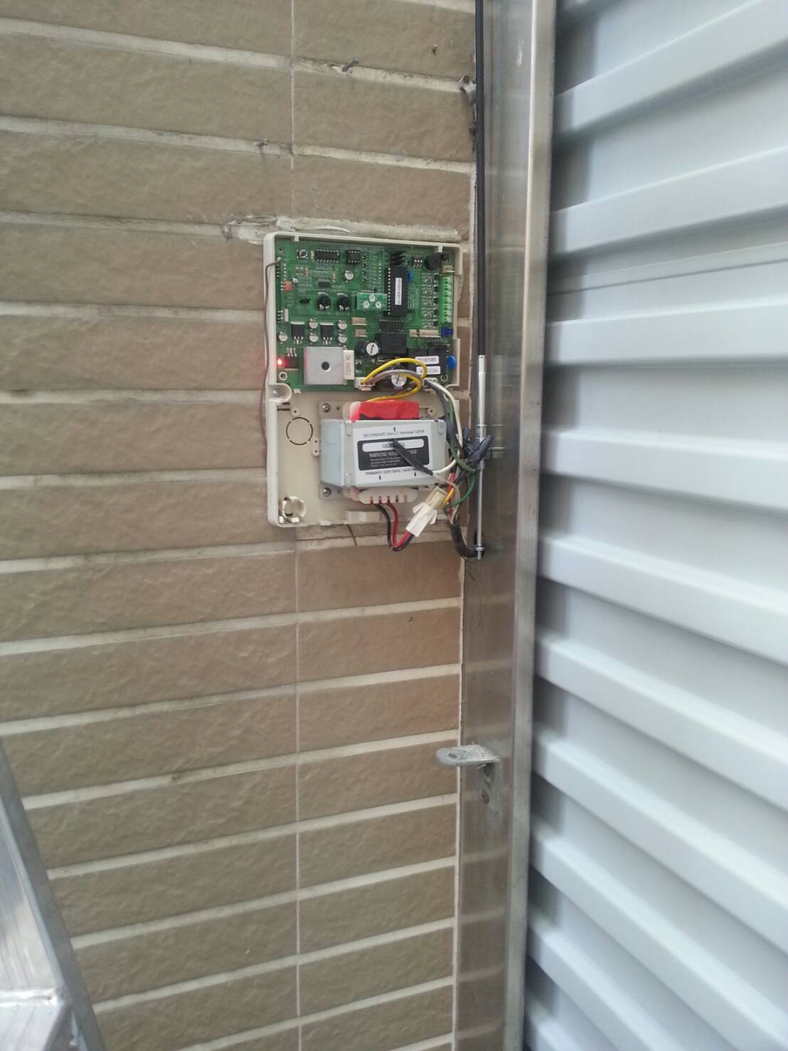 快速捲門，換新，智慧控制箱3