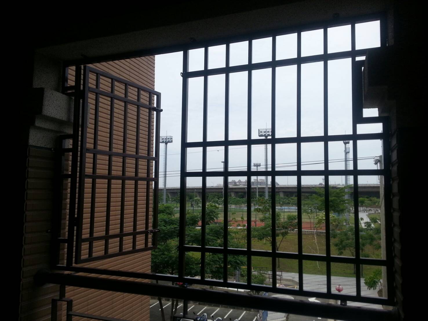 烤漆不銹鋼，和式窗，安装2