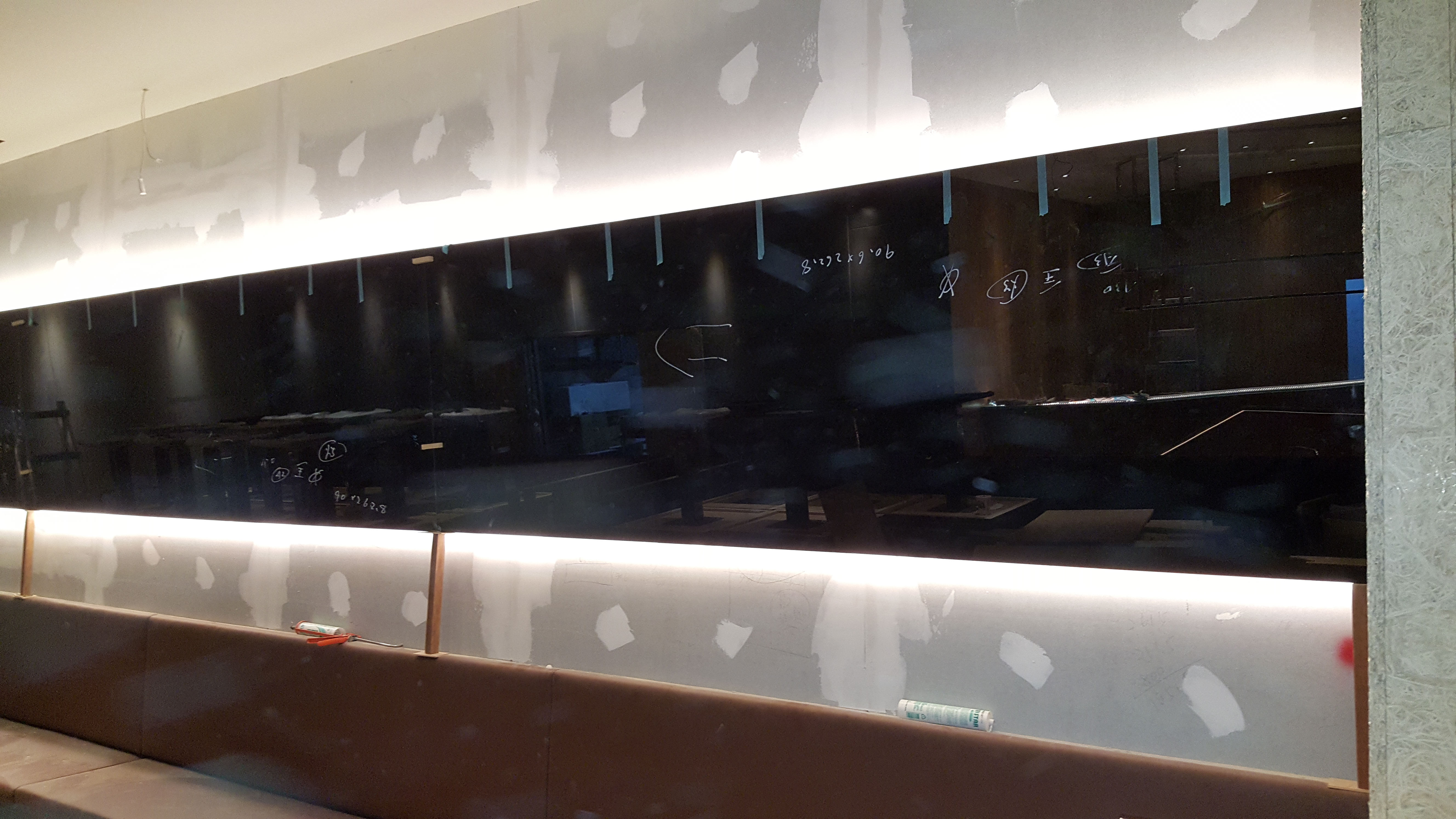 台北市店面室內玻璃施工