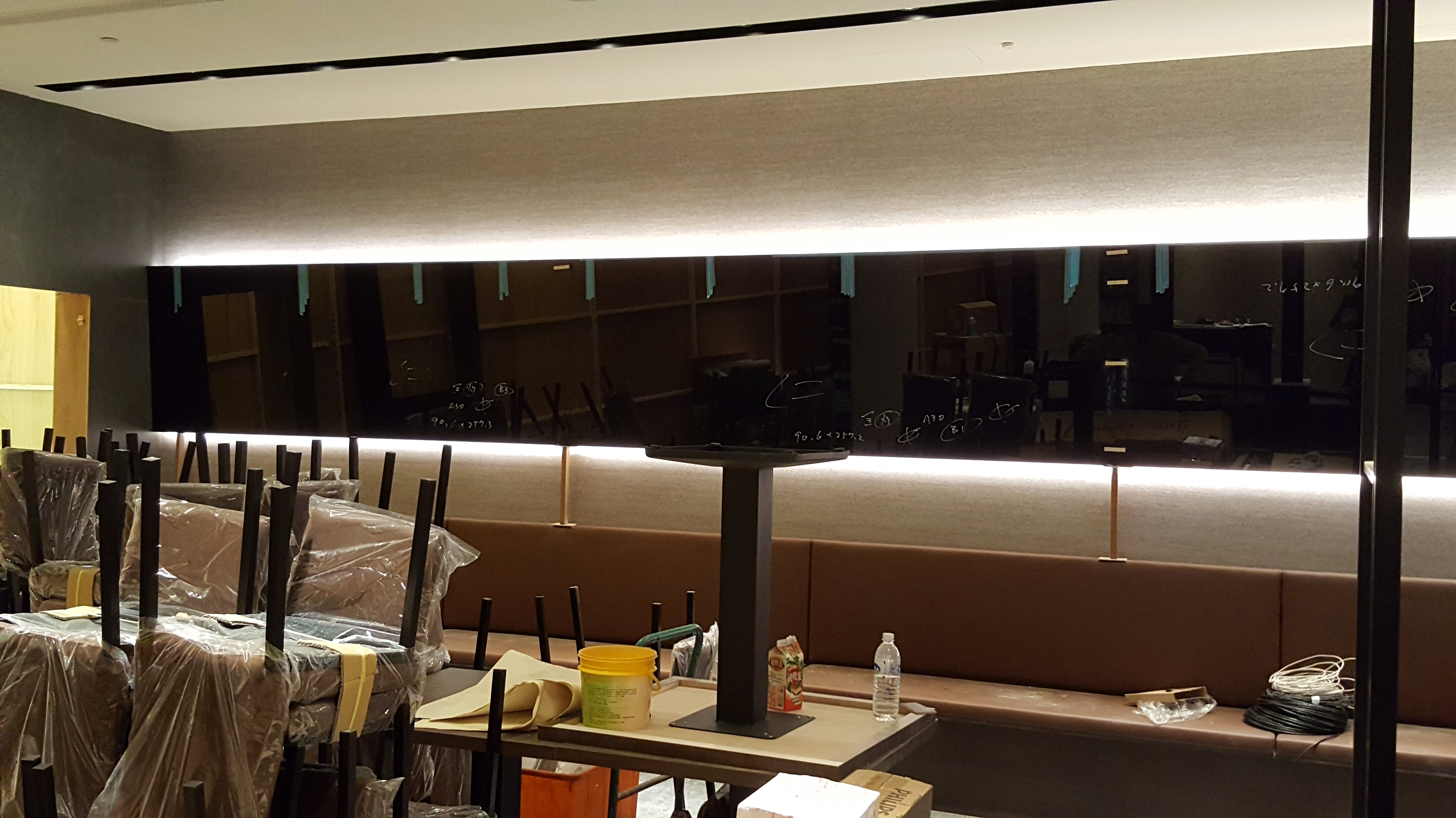 台北市店面室內玻璃施工