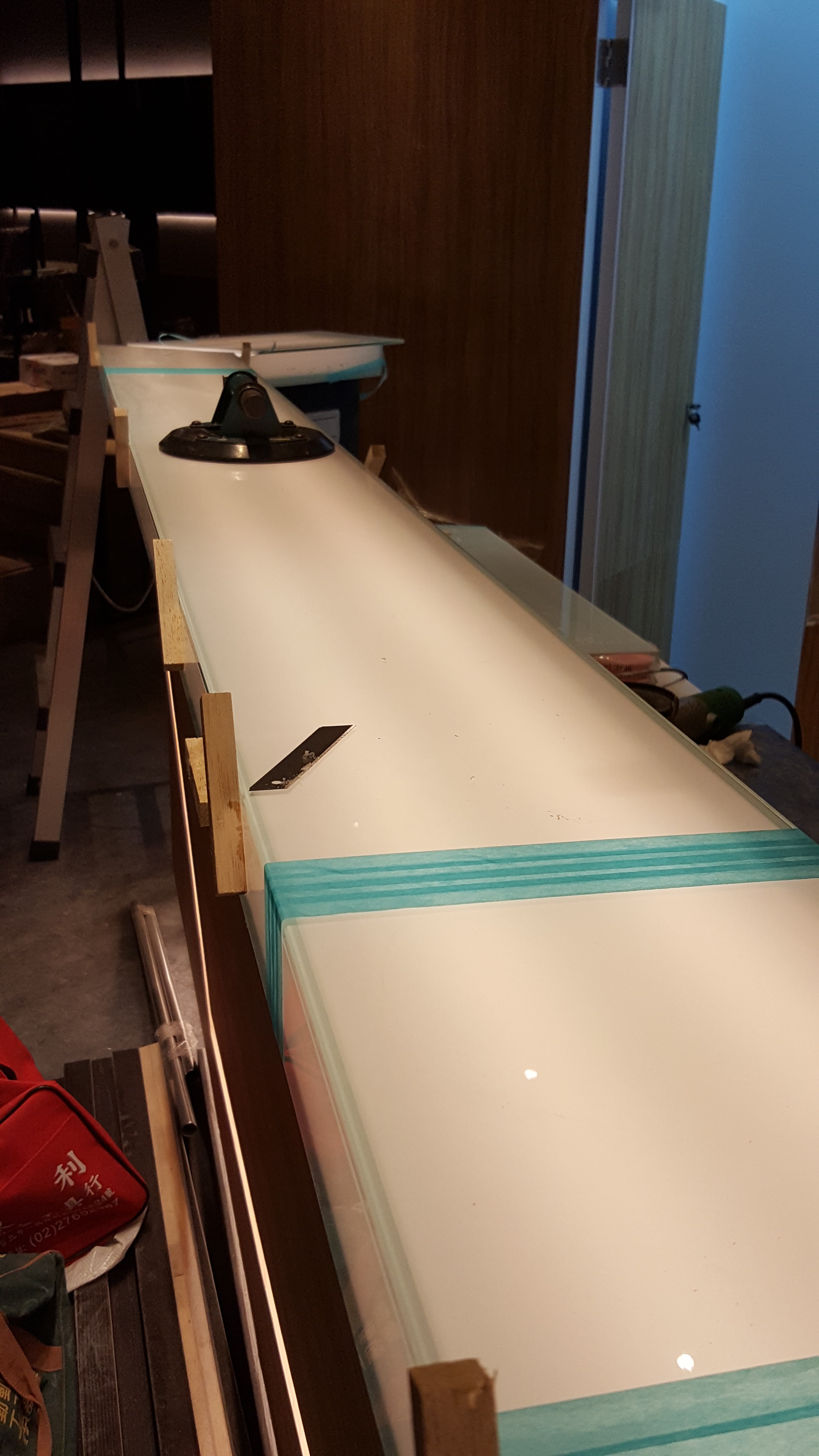 台北市店面室內玻璃施工