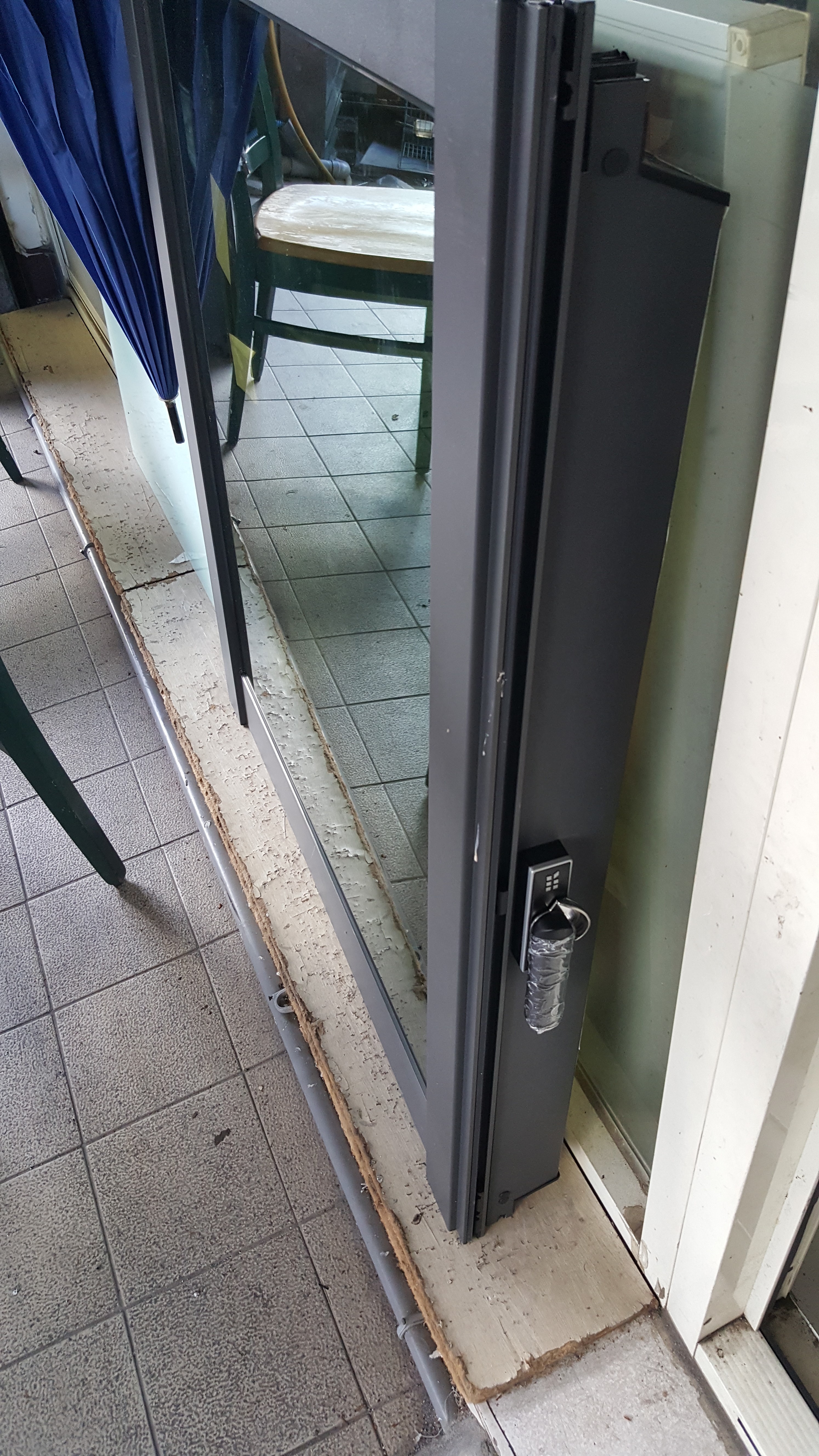 新莊鋁門窗施工