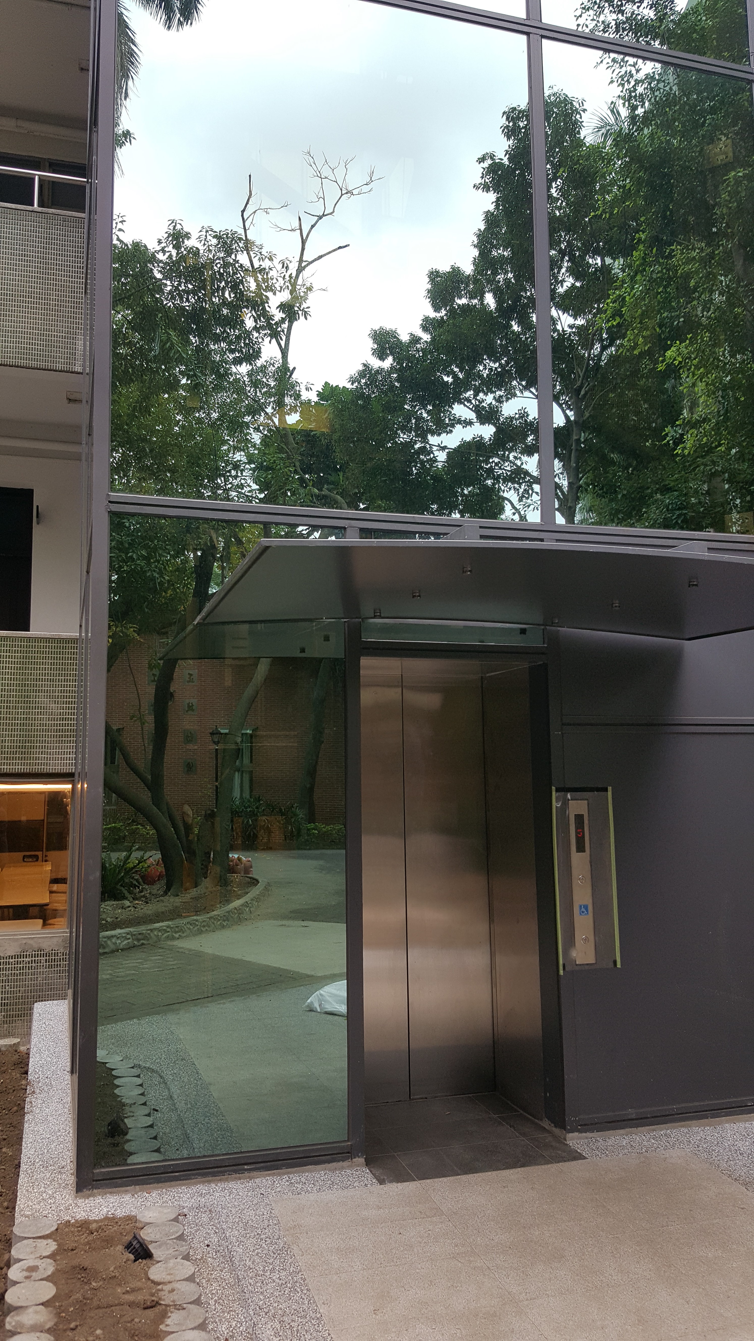 台北市玻璃工程施工