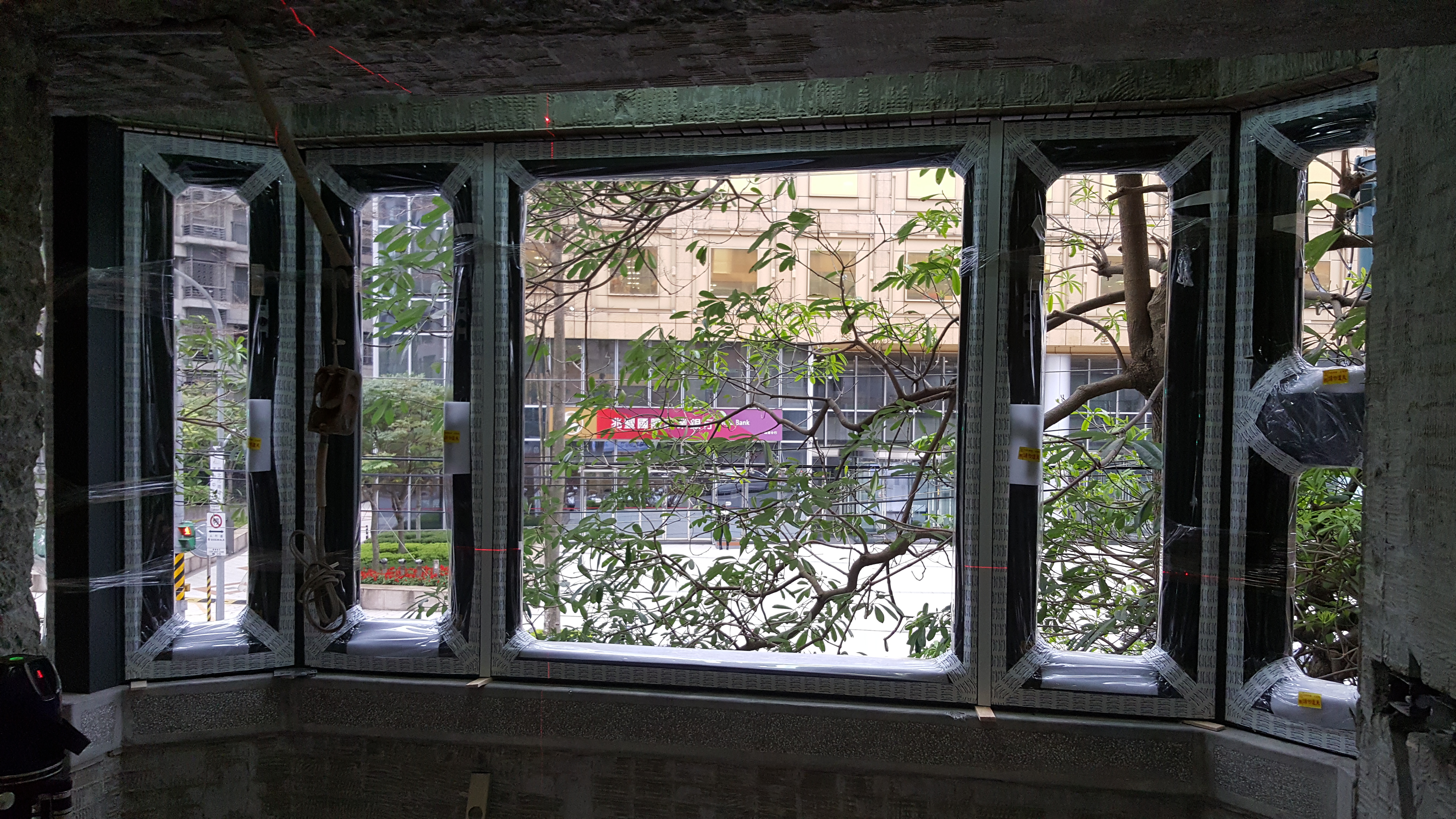 新北市新莊住家景觀窗施工