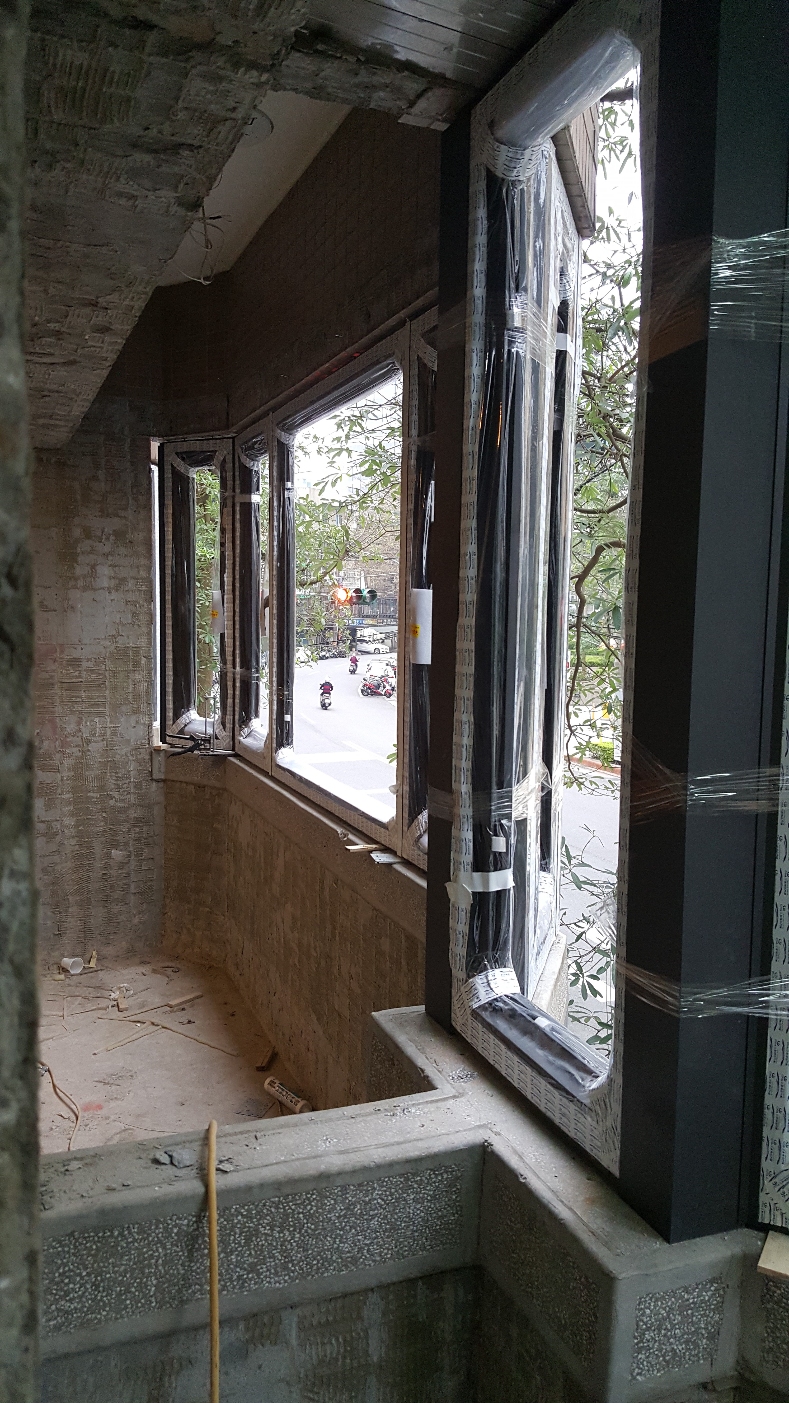 新北市新莊住家景觀窗施工