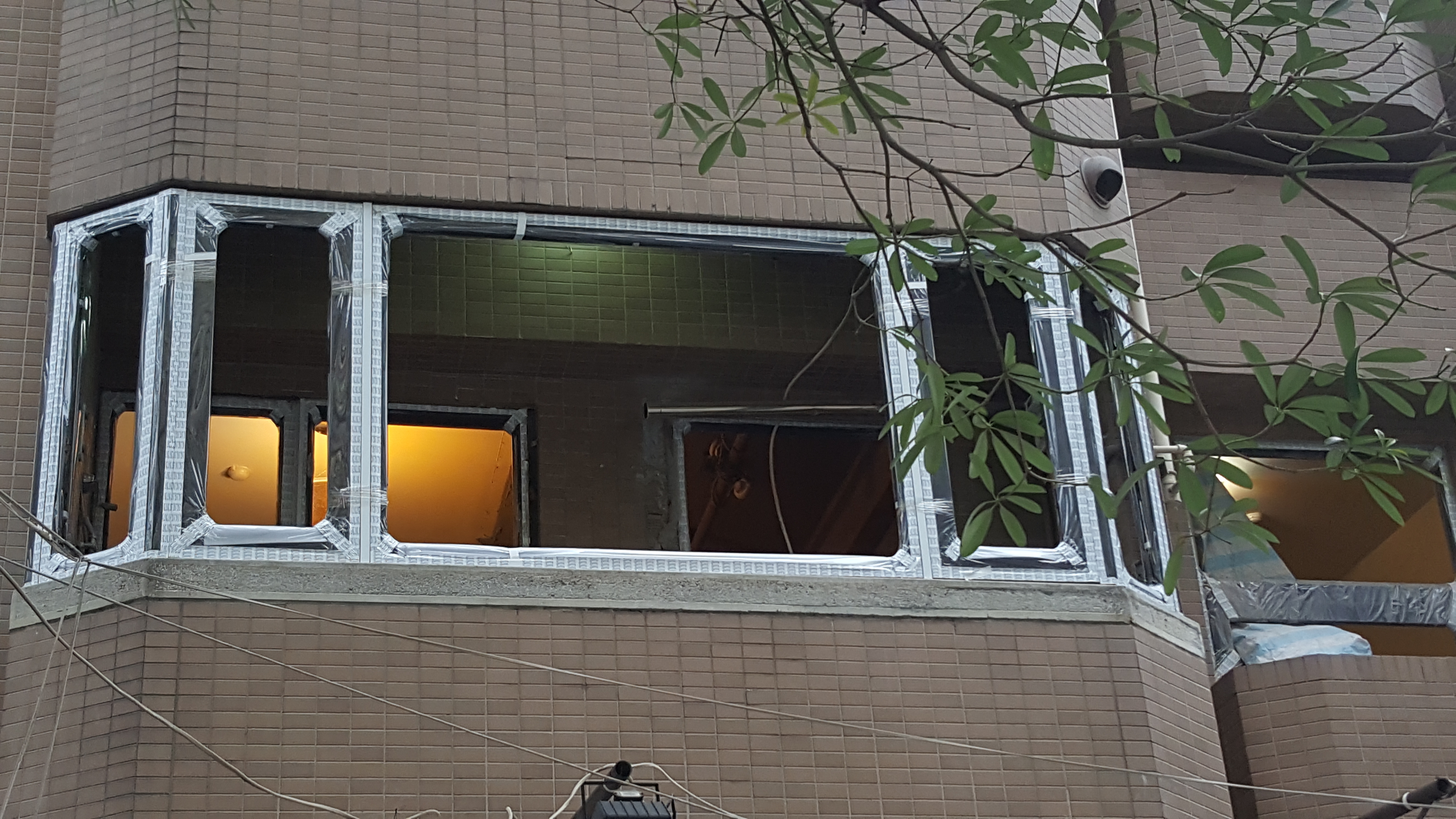 新北市新莊住家景觀窗施工