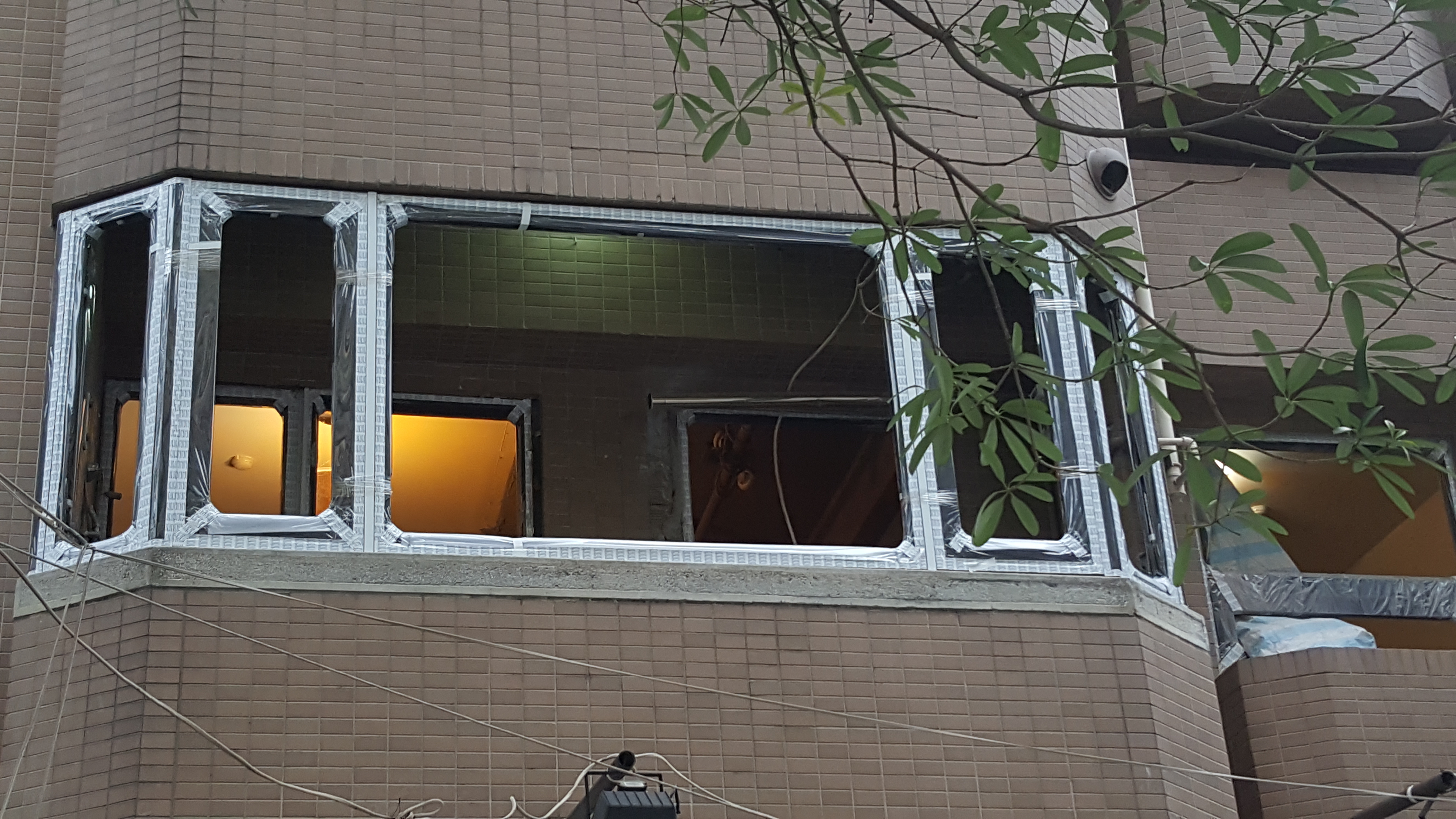 新北市新莊住家景觀窗施工