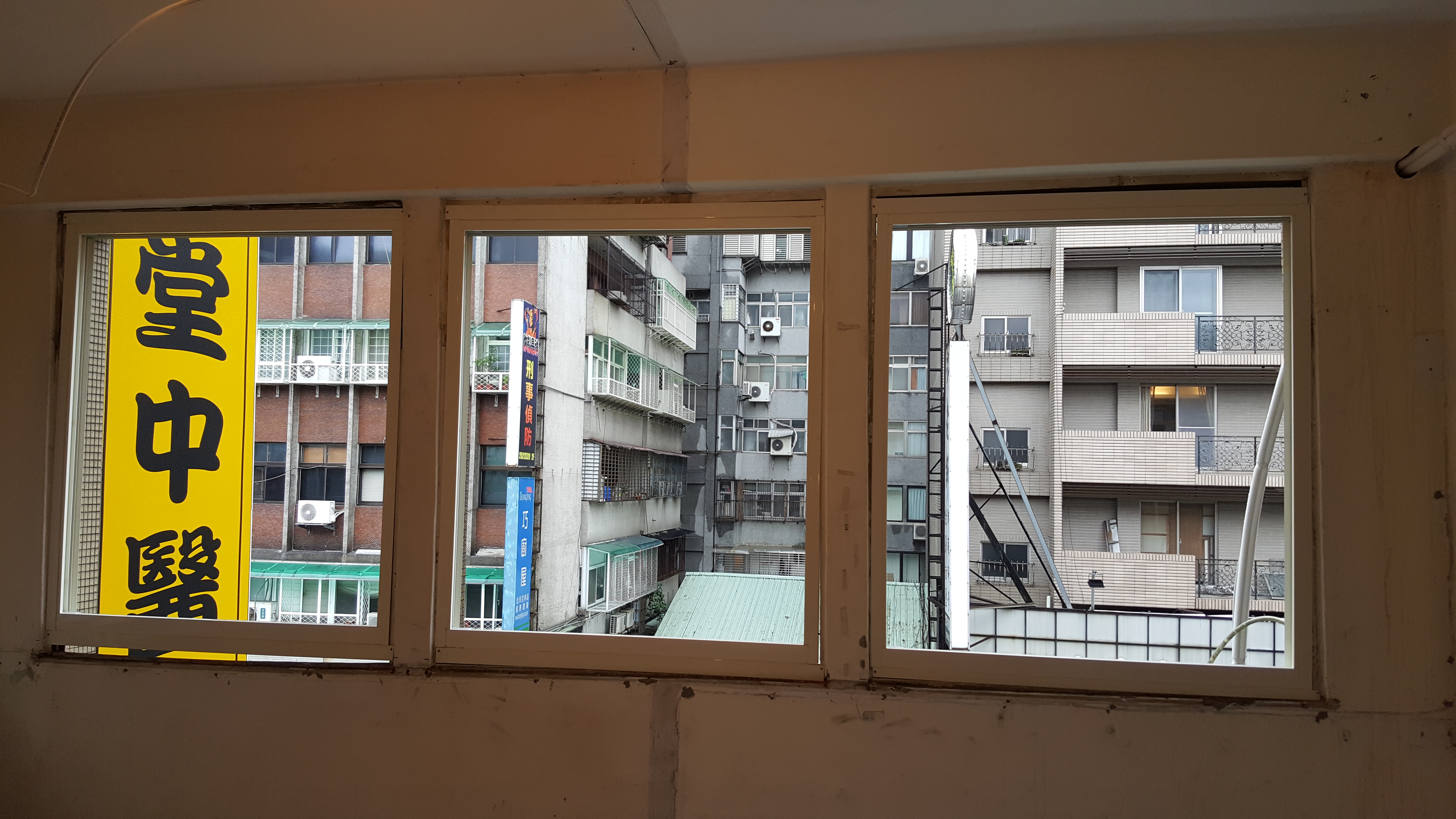 台北市內湖住家鋁門窗